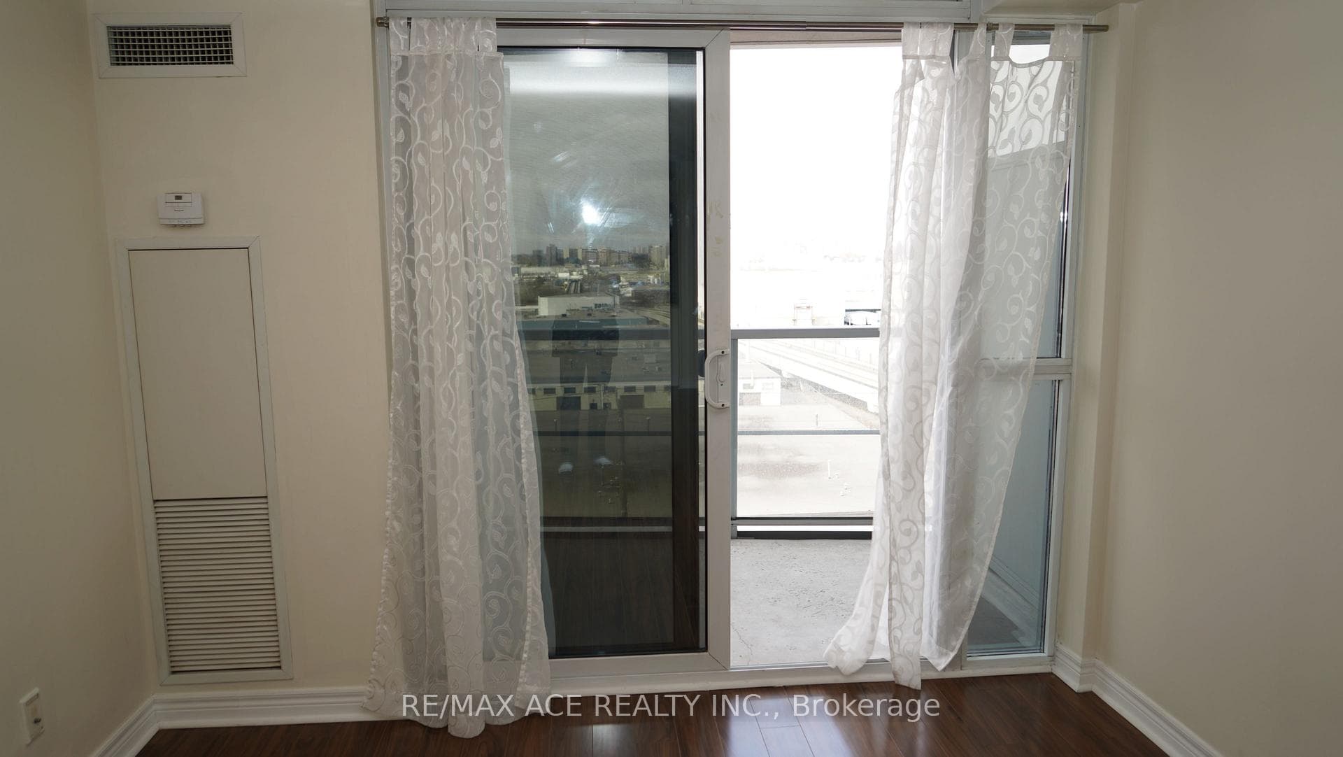 83 Borough Drive Unit 803 photo 10