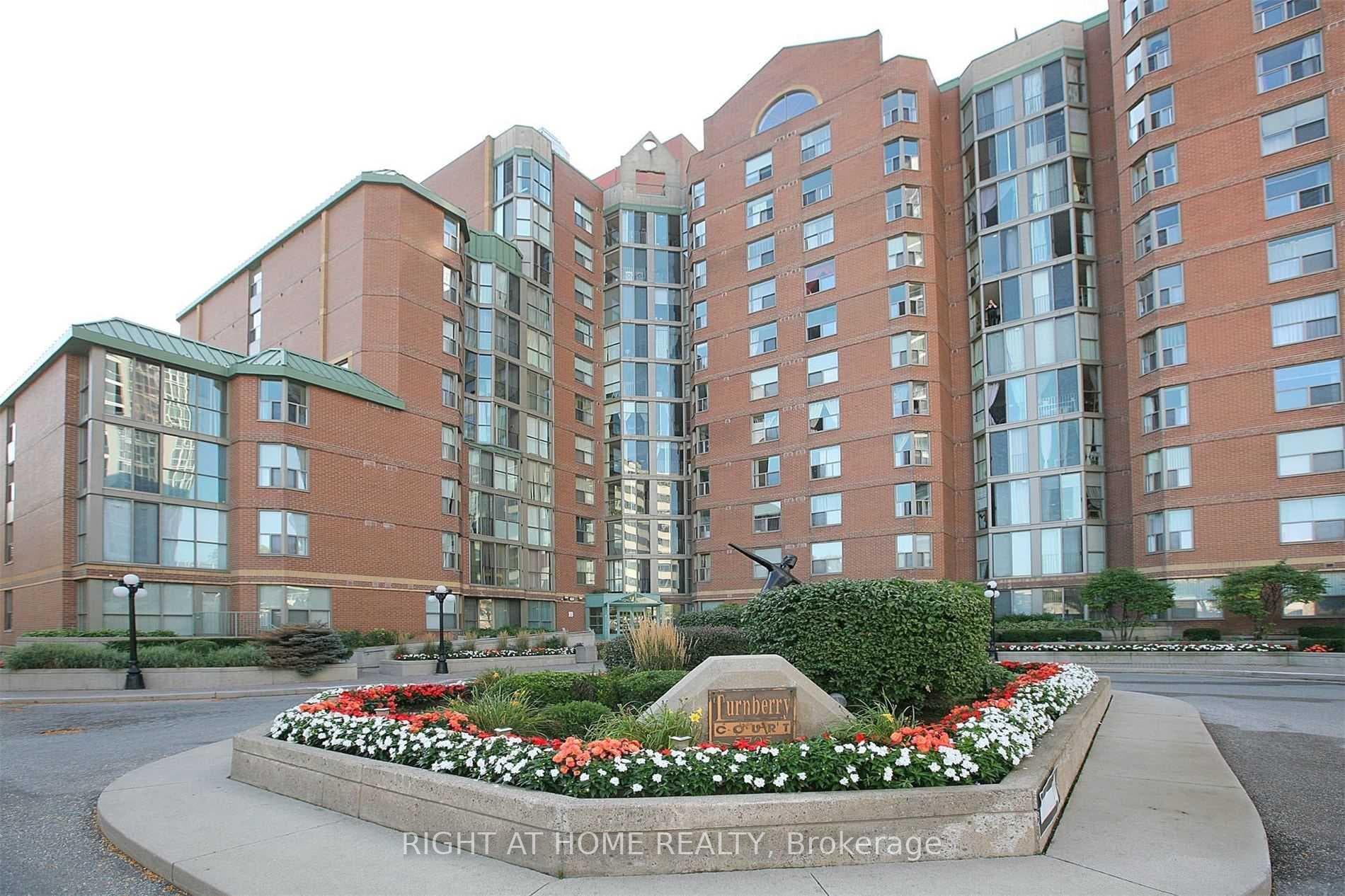 5795 Yonge Street Unit 101 photo 1