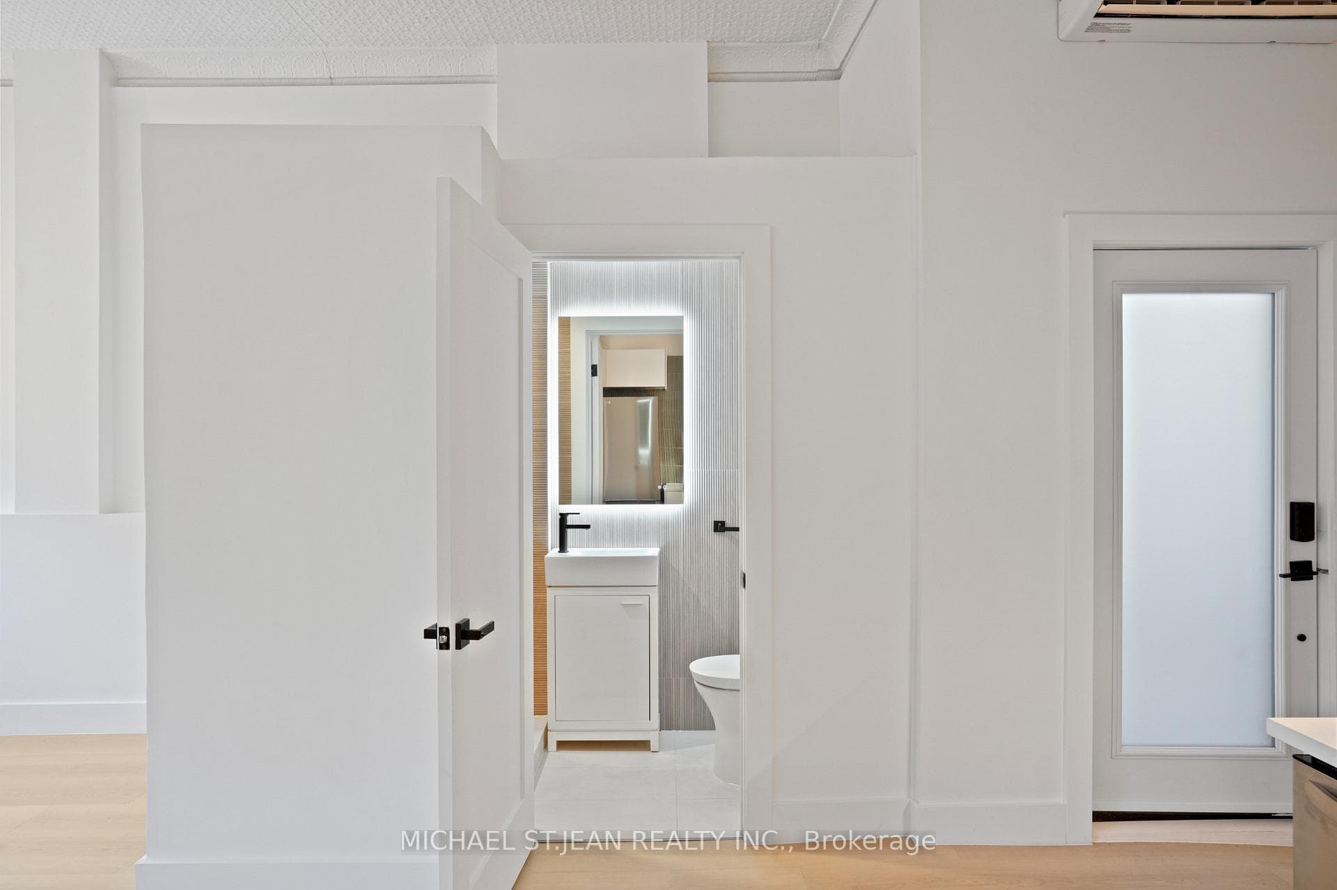 30 Jones Street Unit 1 photo 18