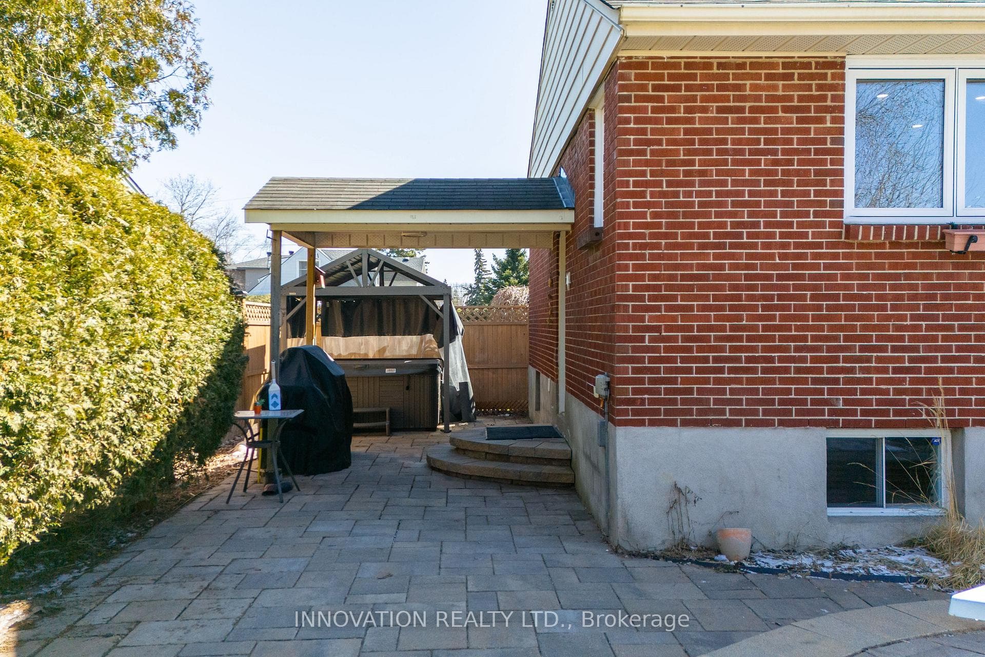 73 Oakridge Boulevard photo 29