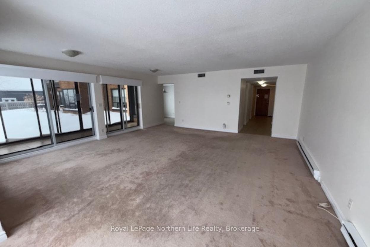 155 Timmins Street Unit 114 photo 20