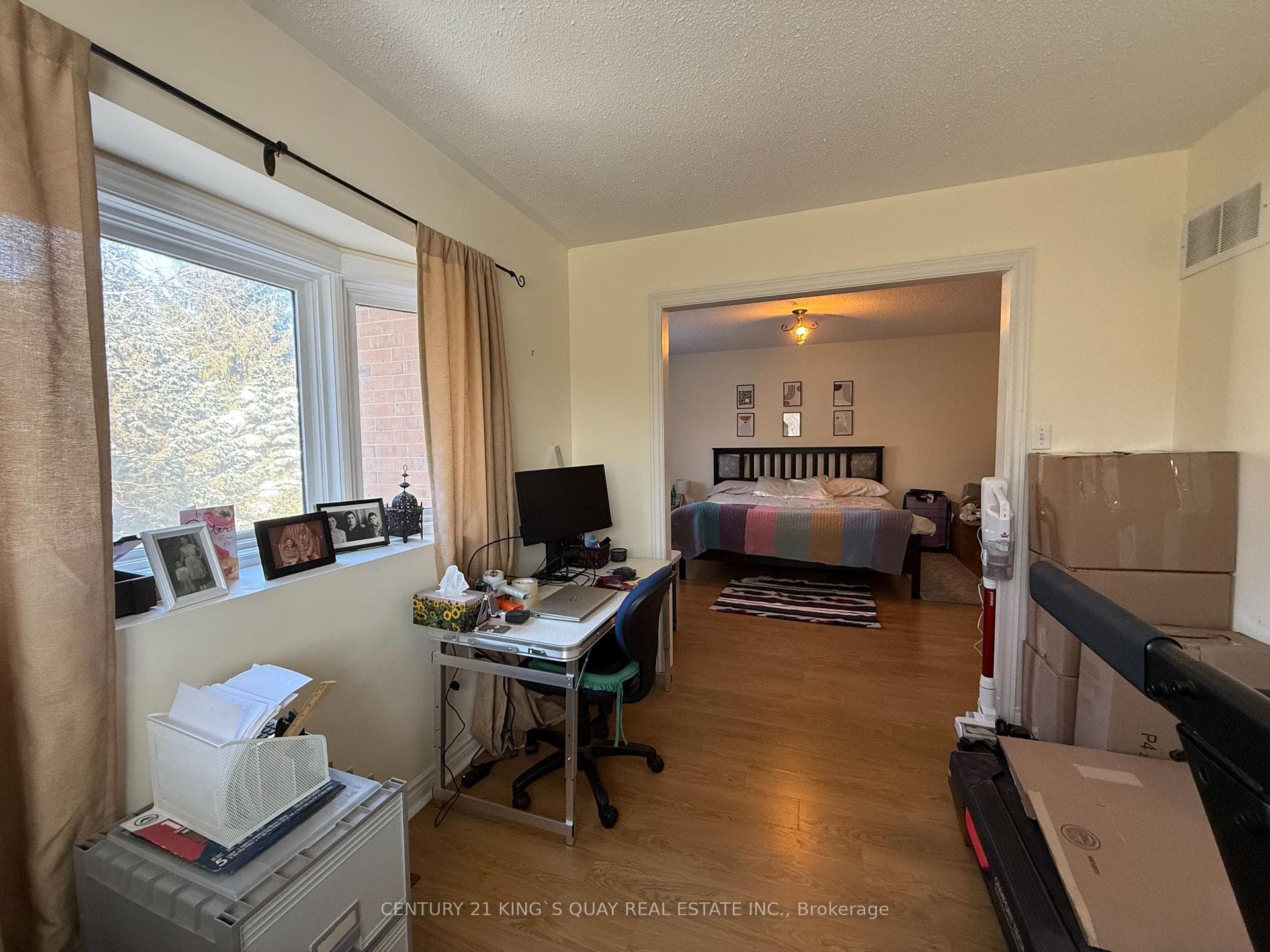 112 Deerglen Terrace photo 19