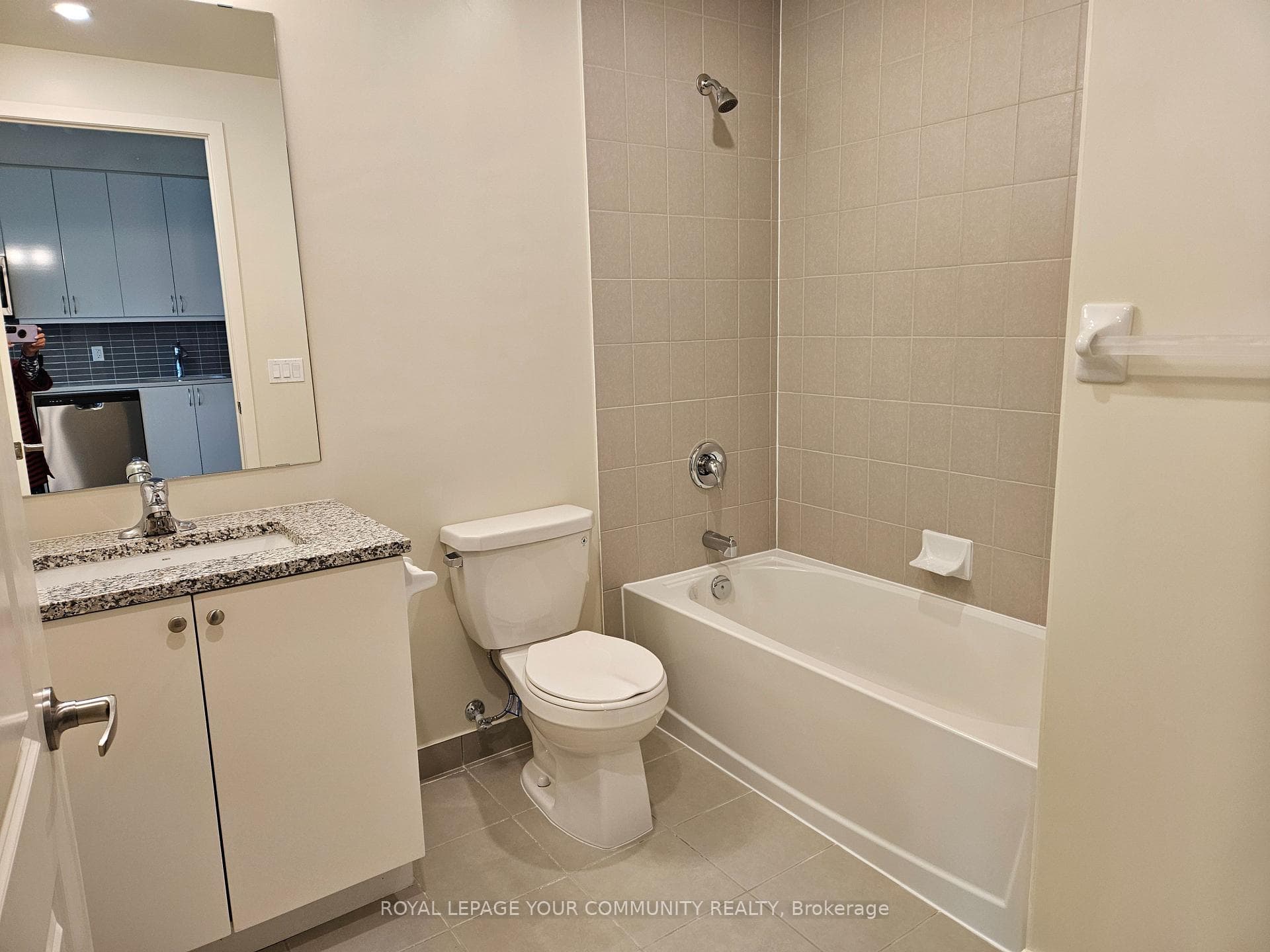 38 Annie Craig Drive Unit 2010 photo 5