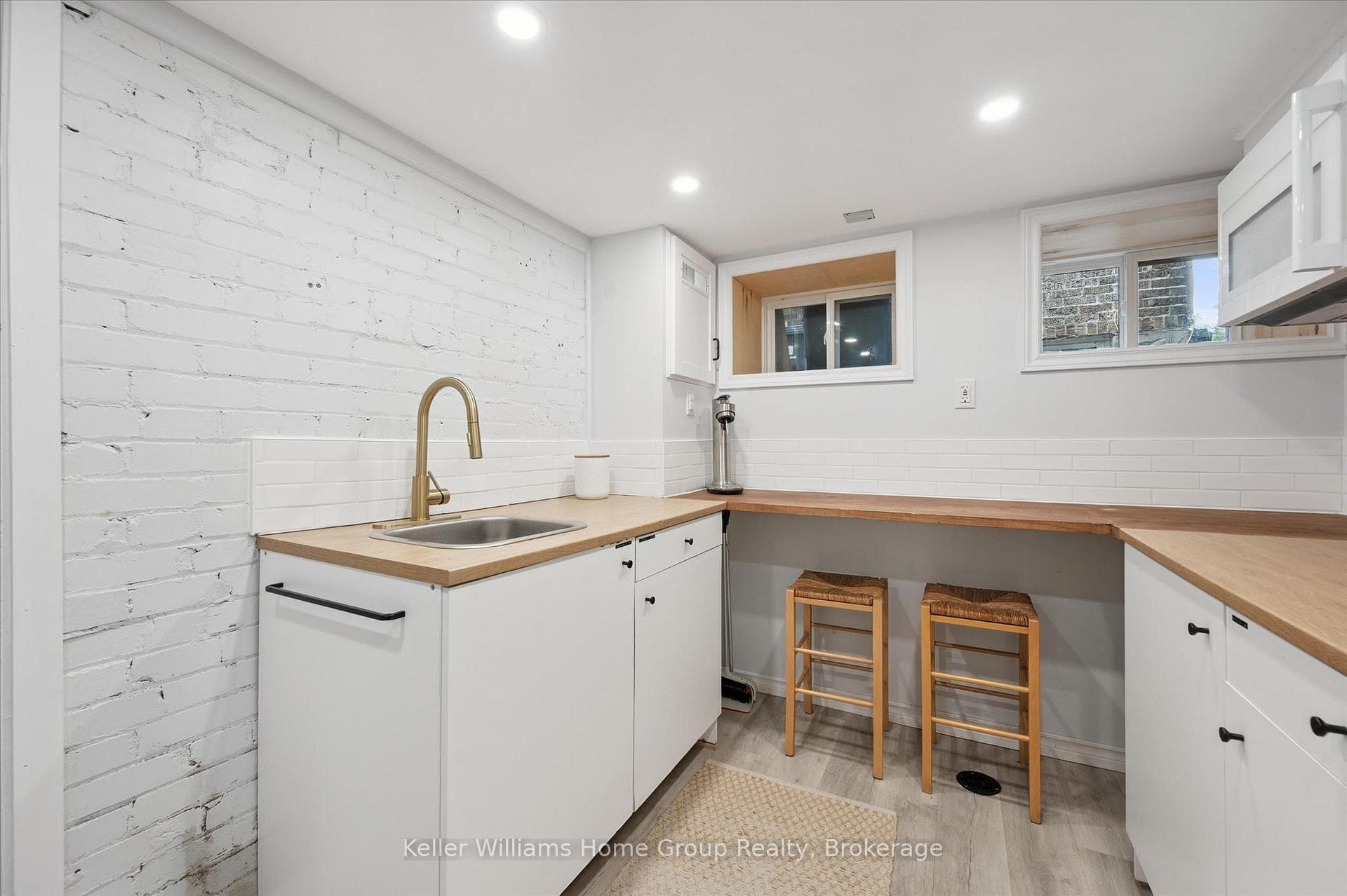 149 London Road photo 27