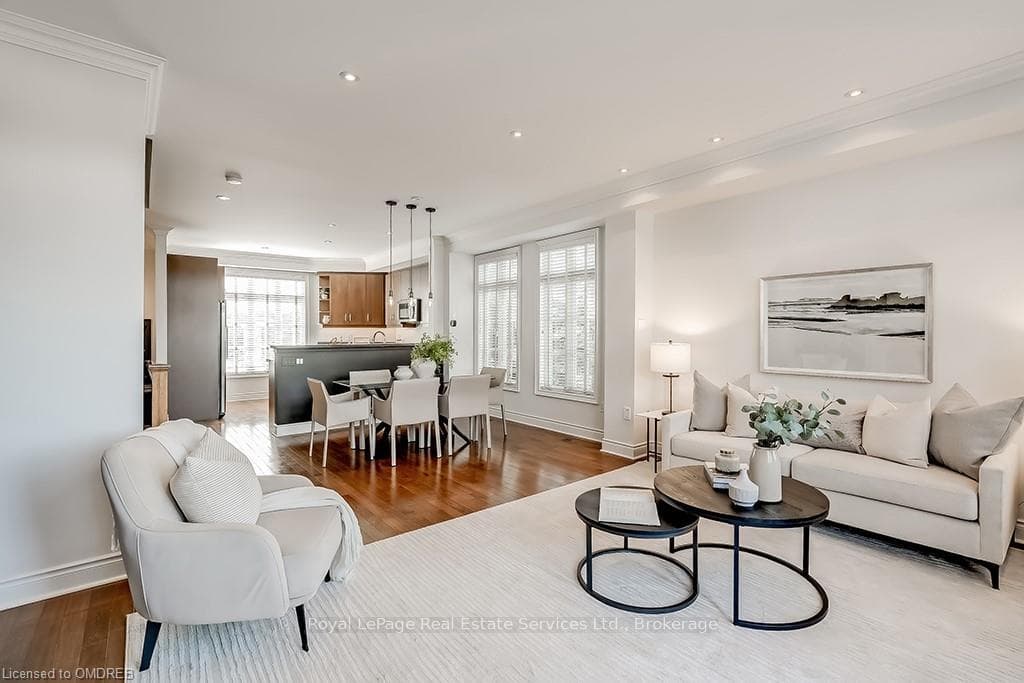 270 VAN DUSEN Boulevard Unit 1 photo 8