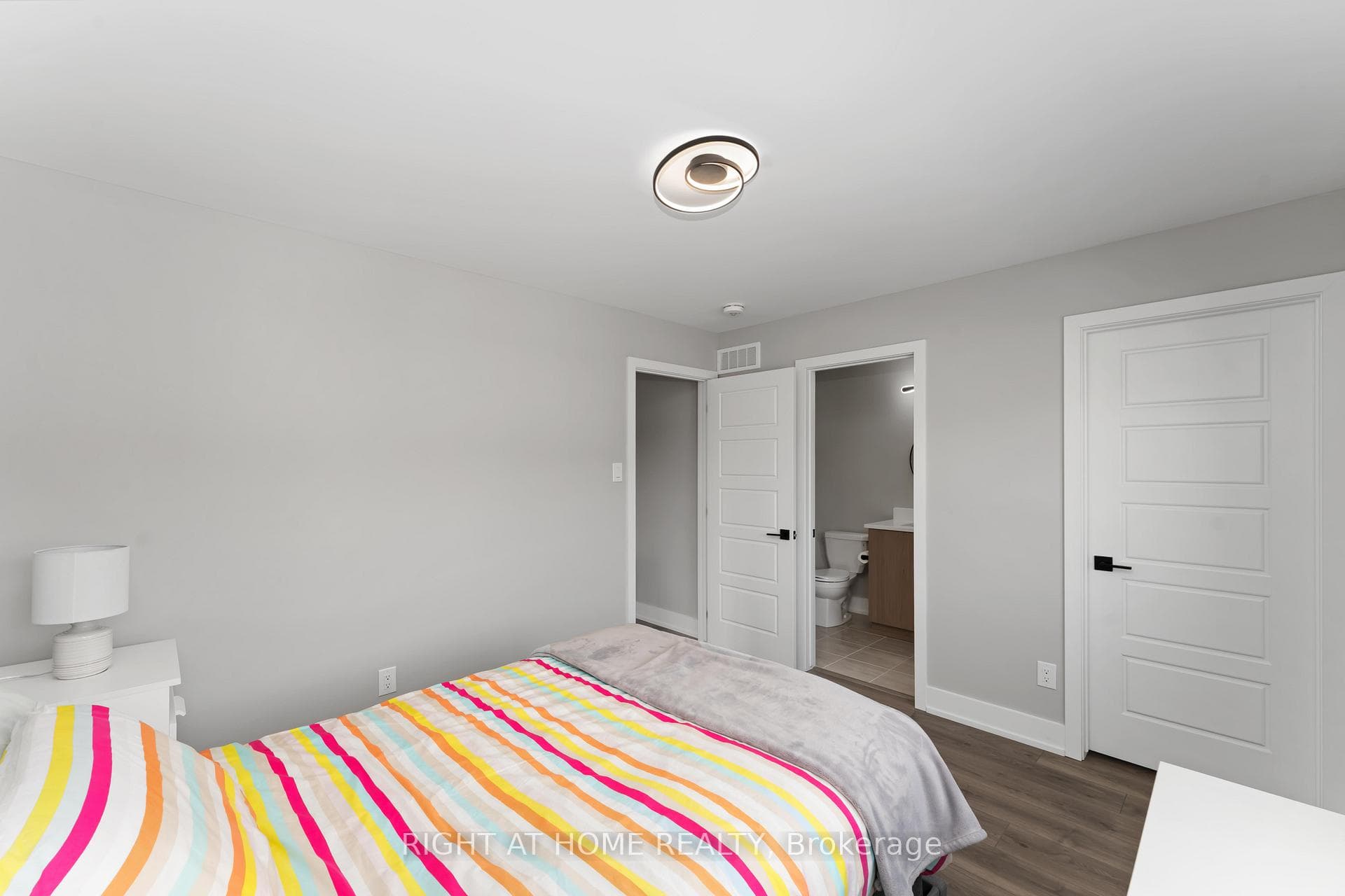 101 Green Ash Avenue photo 22