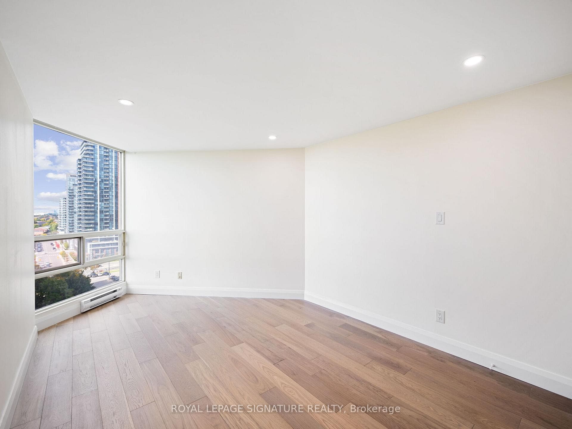 45 Kingsbridge Garden Circle Unit 1411 photo 19