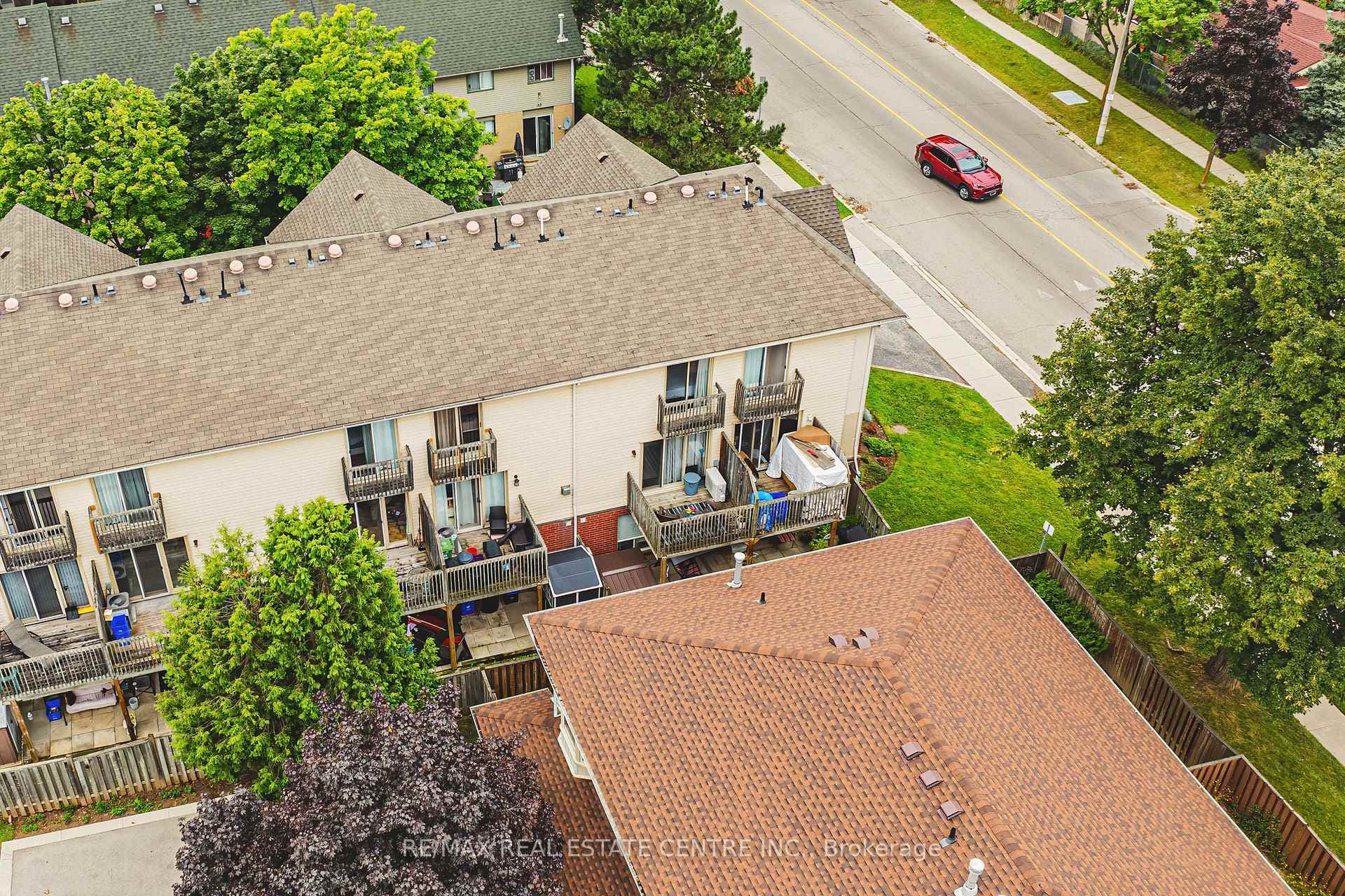 266 LIMERIDGE Road Unit 3 photo 30