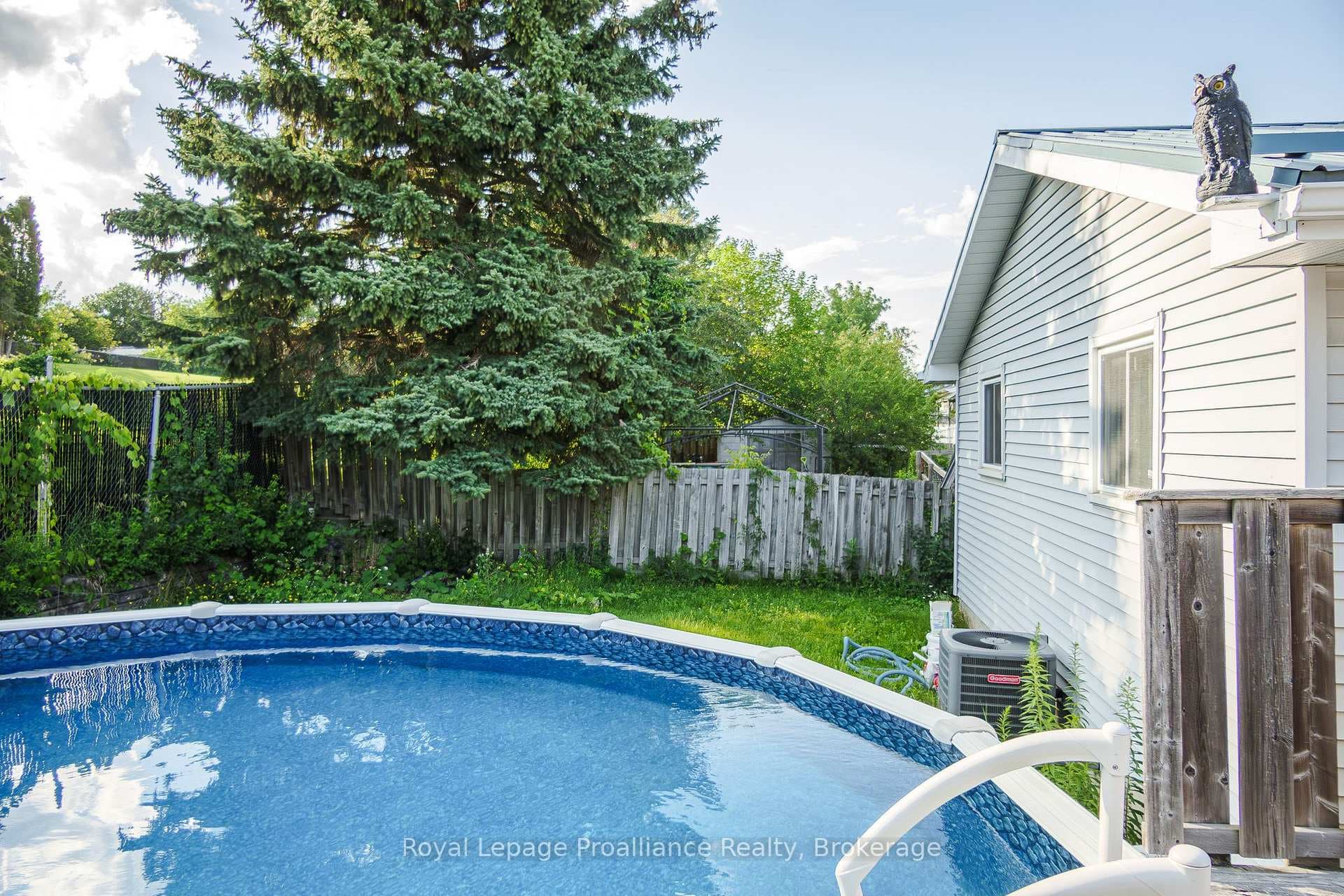44 Ireland Drive photo 40