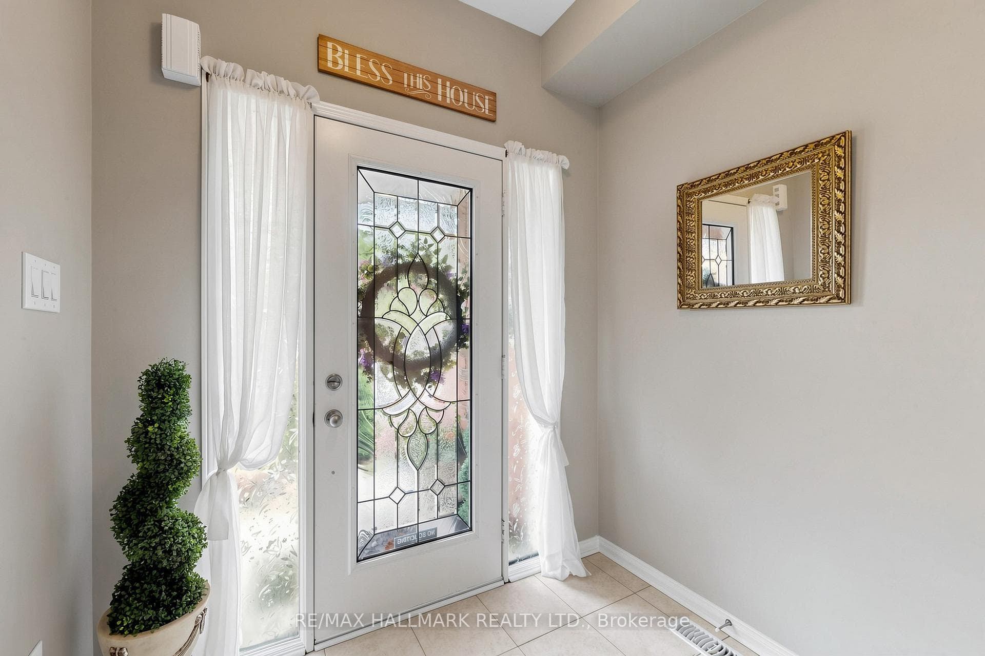 5 Bearings Avenue photo 6