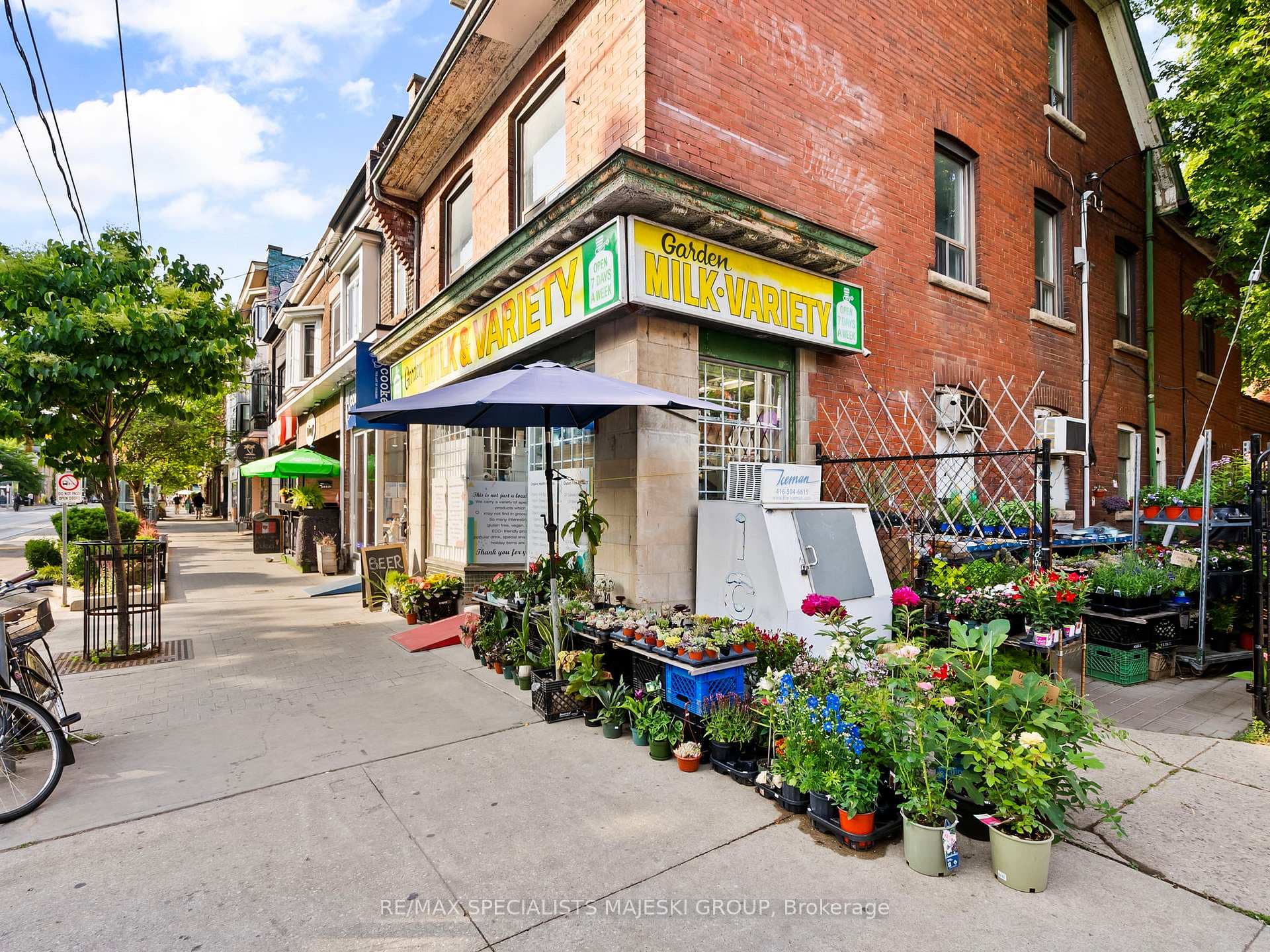 13 Westminster Avenue photo 25
