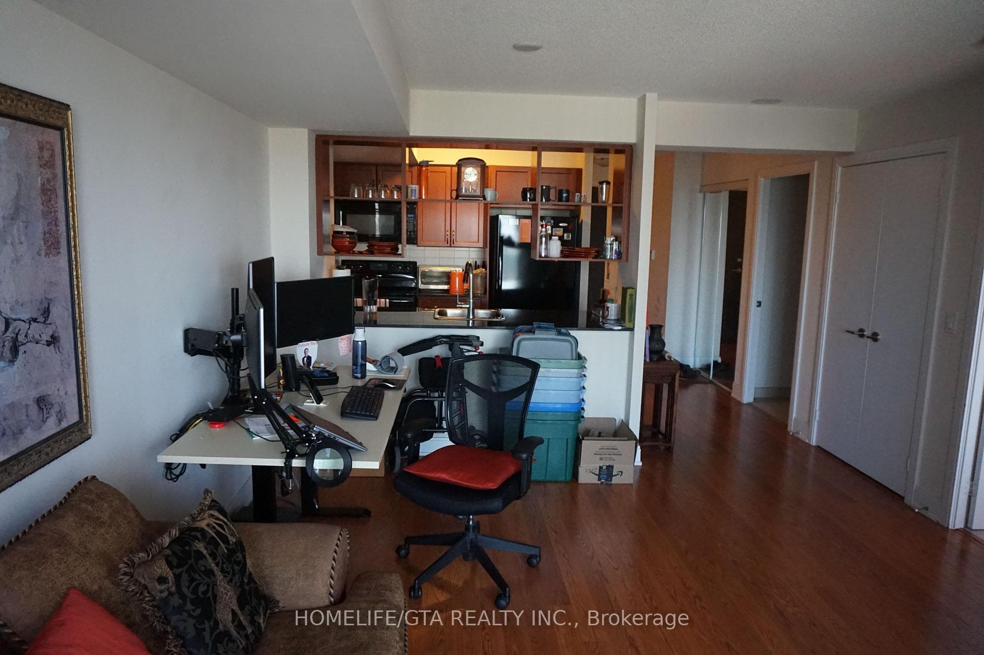 135 Village Green Square Unit 2121 photo 19