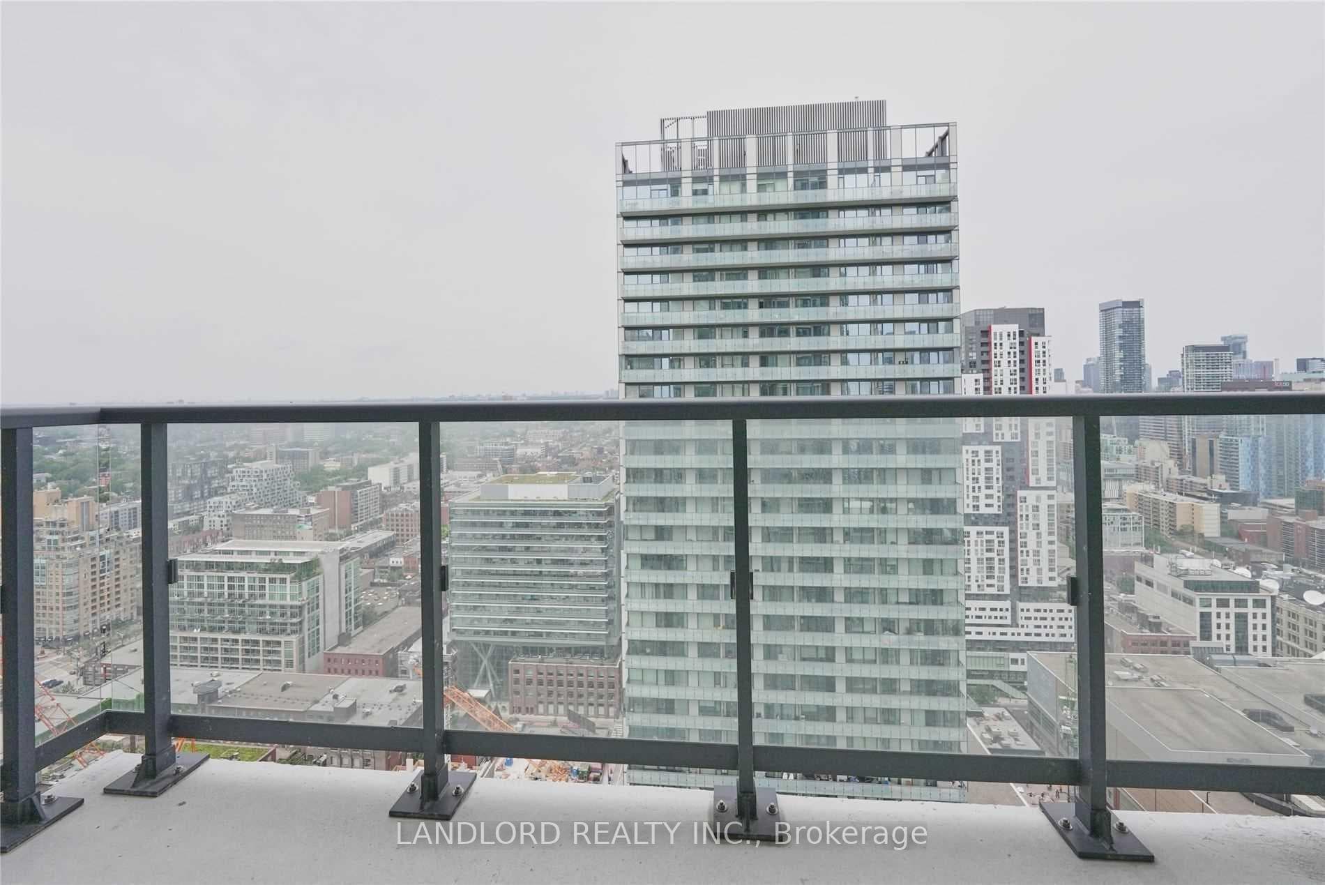 87 Peter Street Unit 3507 photo 21