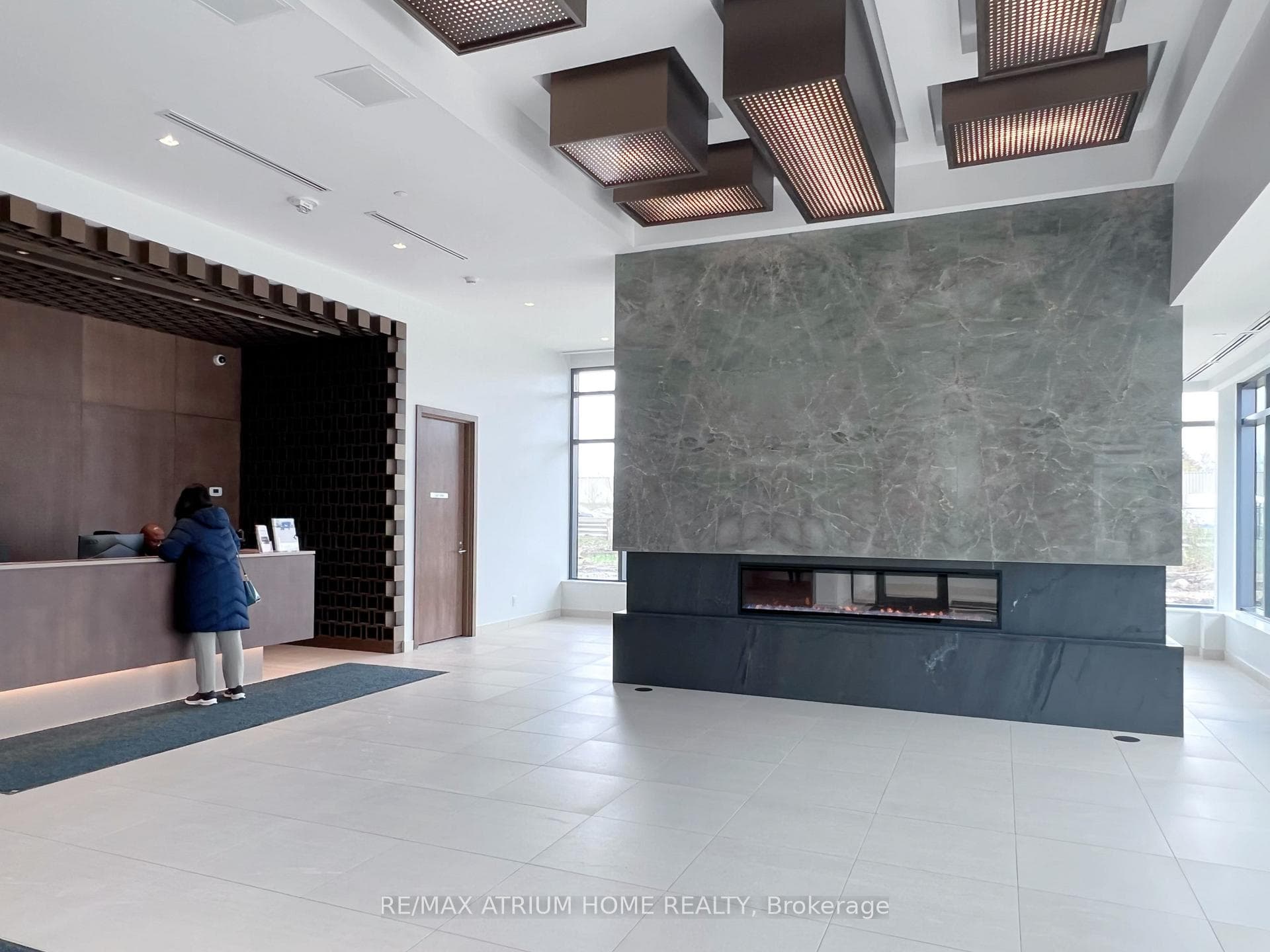 188 Fairview Mall Drive Unit 607 photo 3