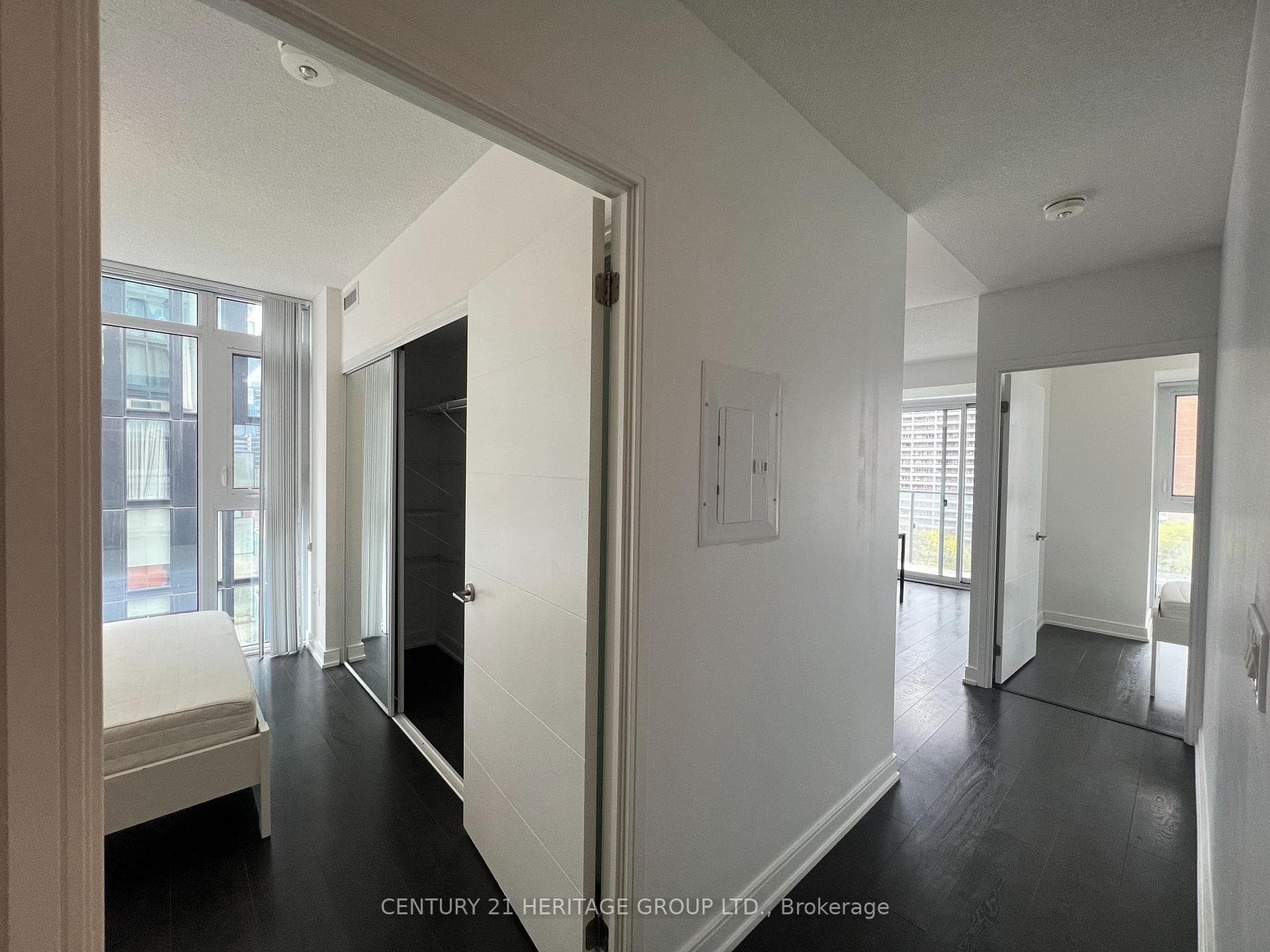 50 Wellesley Street Unit 1202 photo 12