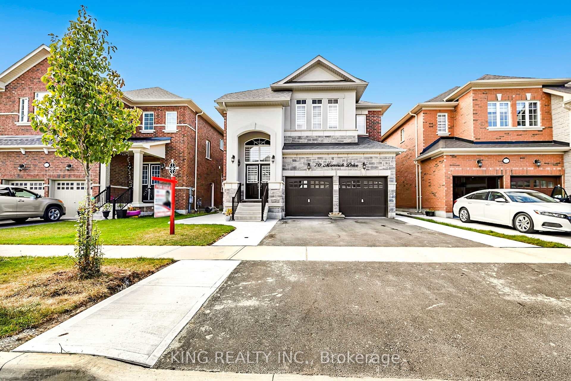 70 Monarch Drive photo 1