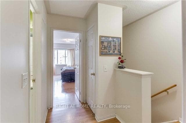50 Strathaven Drive Unit 118 photo 10
