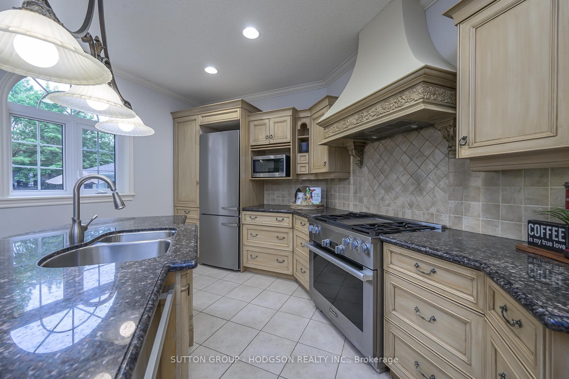 123 Fitzwilliam Boulevard photo 13