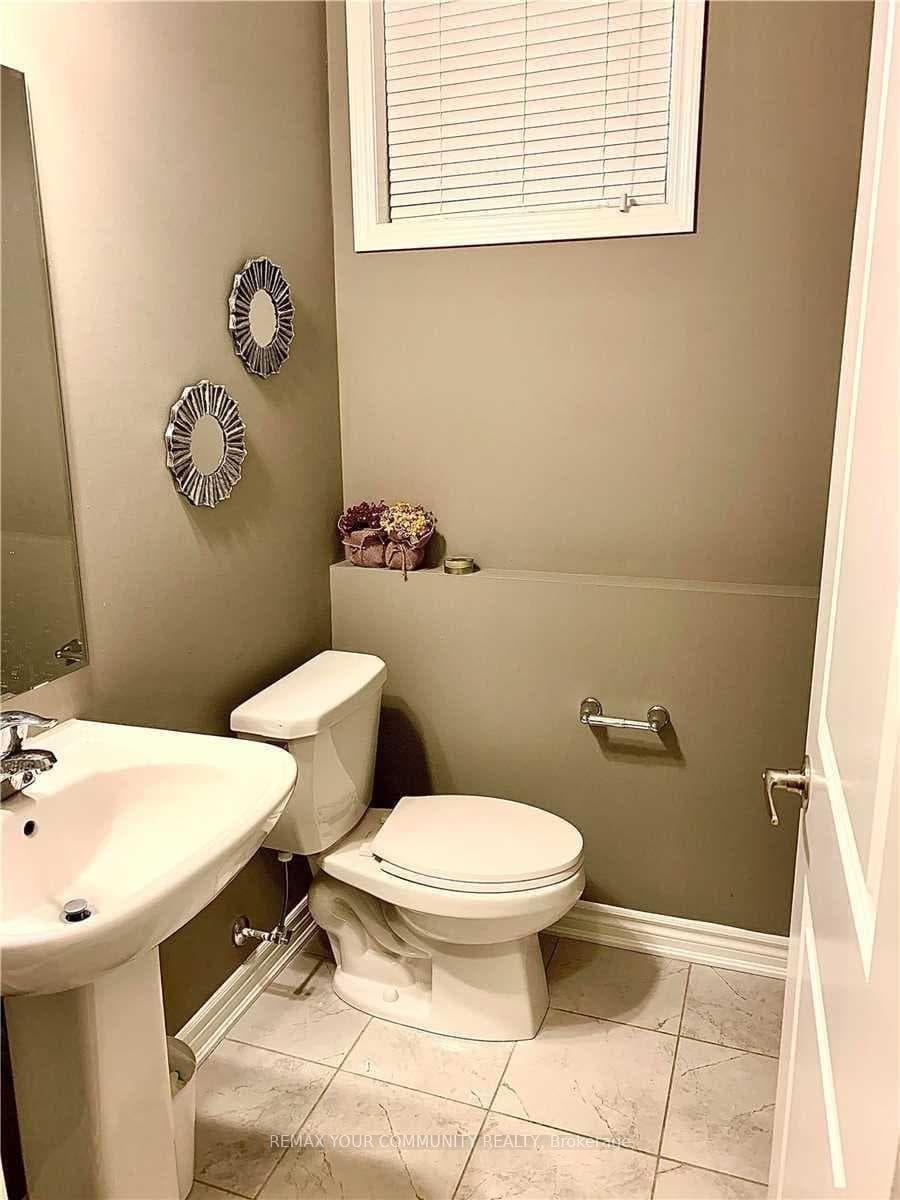 312 Jean Landing Street photo 9