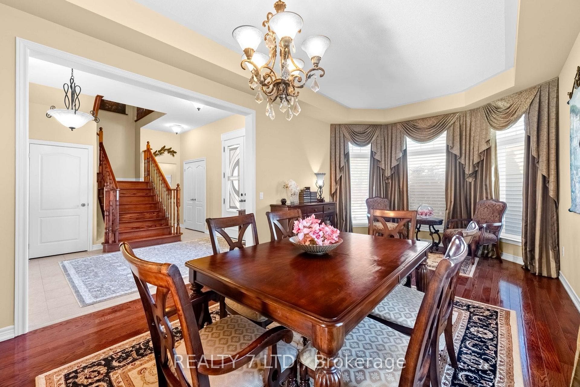 3217 Swiss Court photo 6