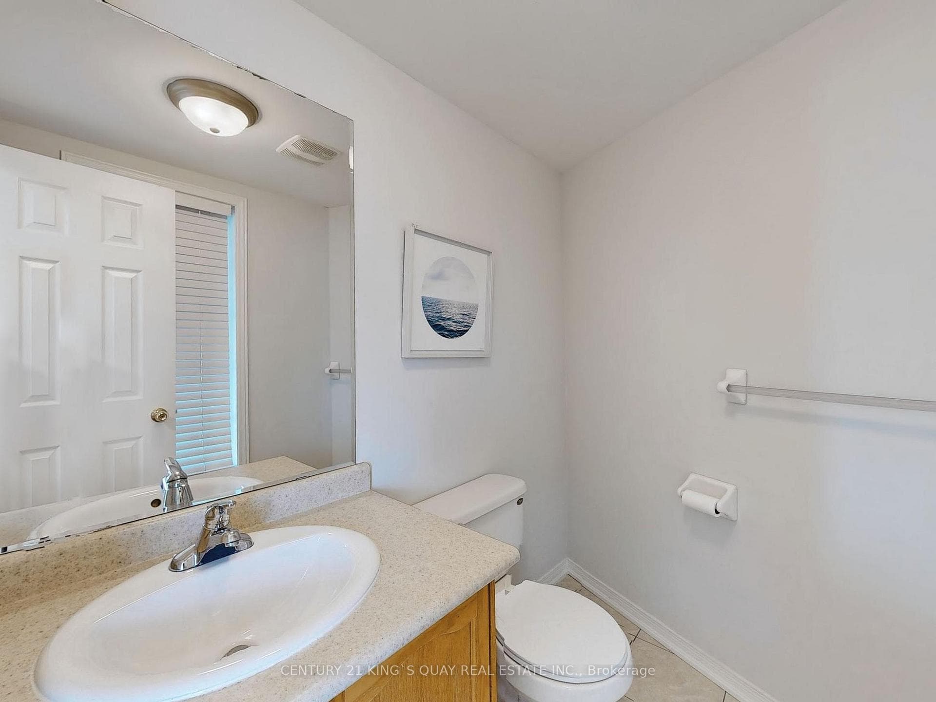 49 Prince Charles Way photo 13