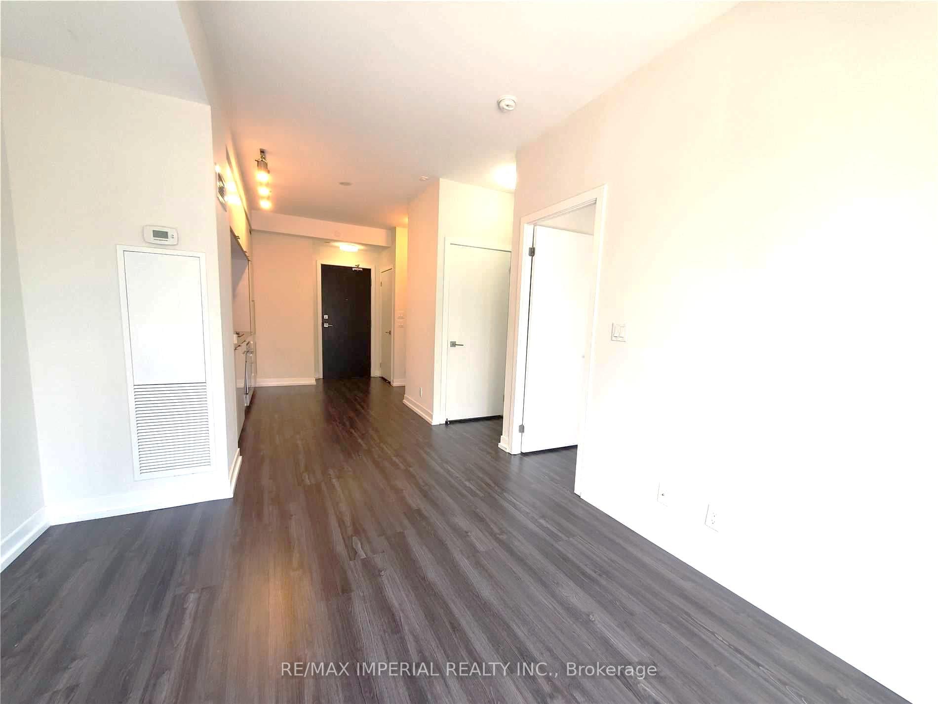 28 Avondale Avenue Unit 201 photo 5