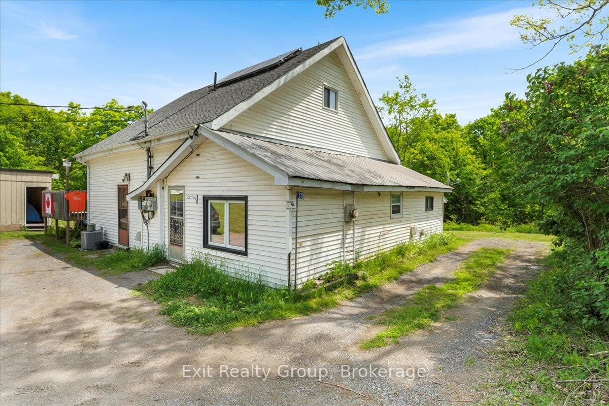 330 Black River Road photo 4