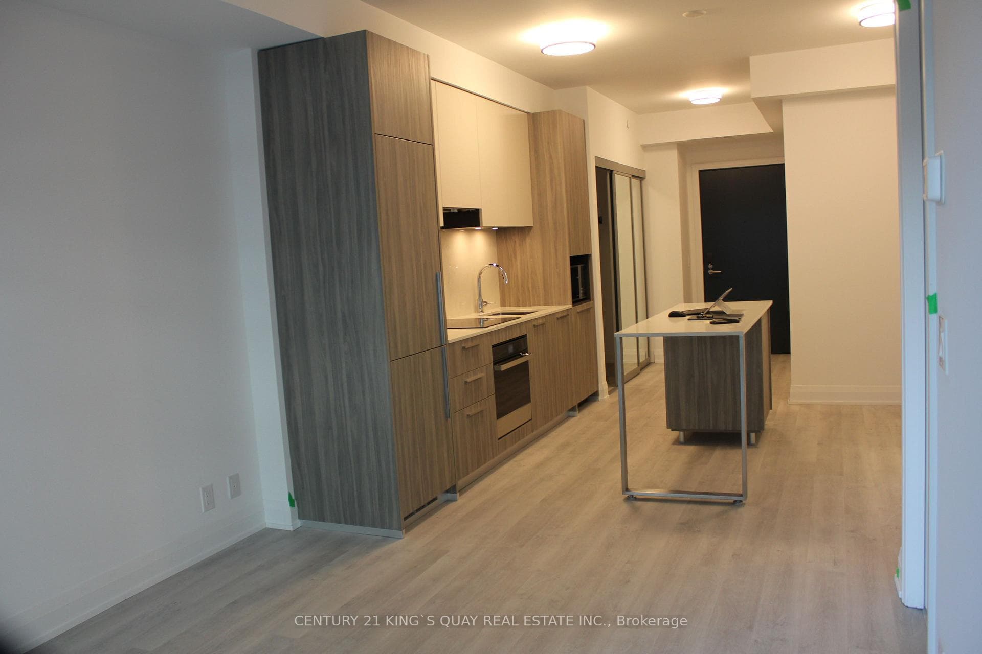 65 Broadway Avenue Unit 1601 photo 2