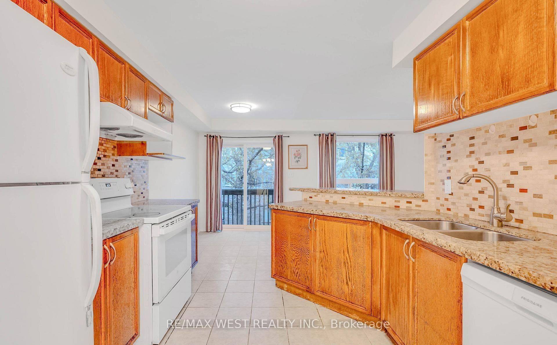 5530 Glen Erin Drive Unit 182 photo 18