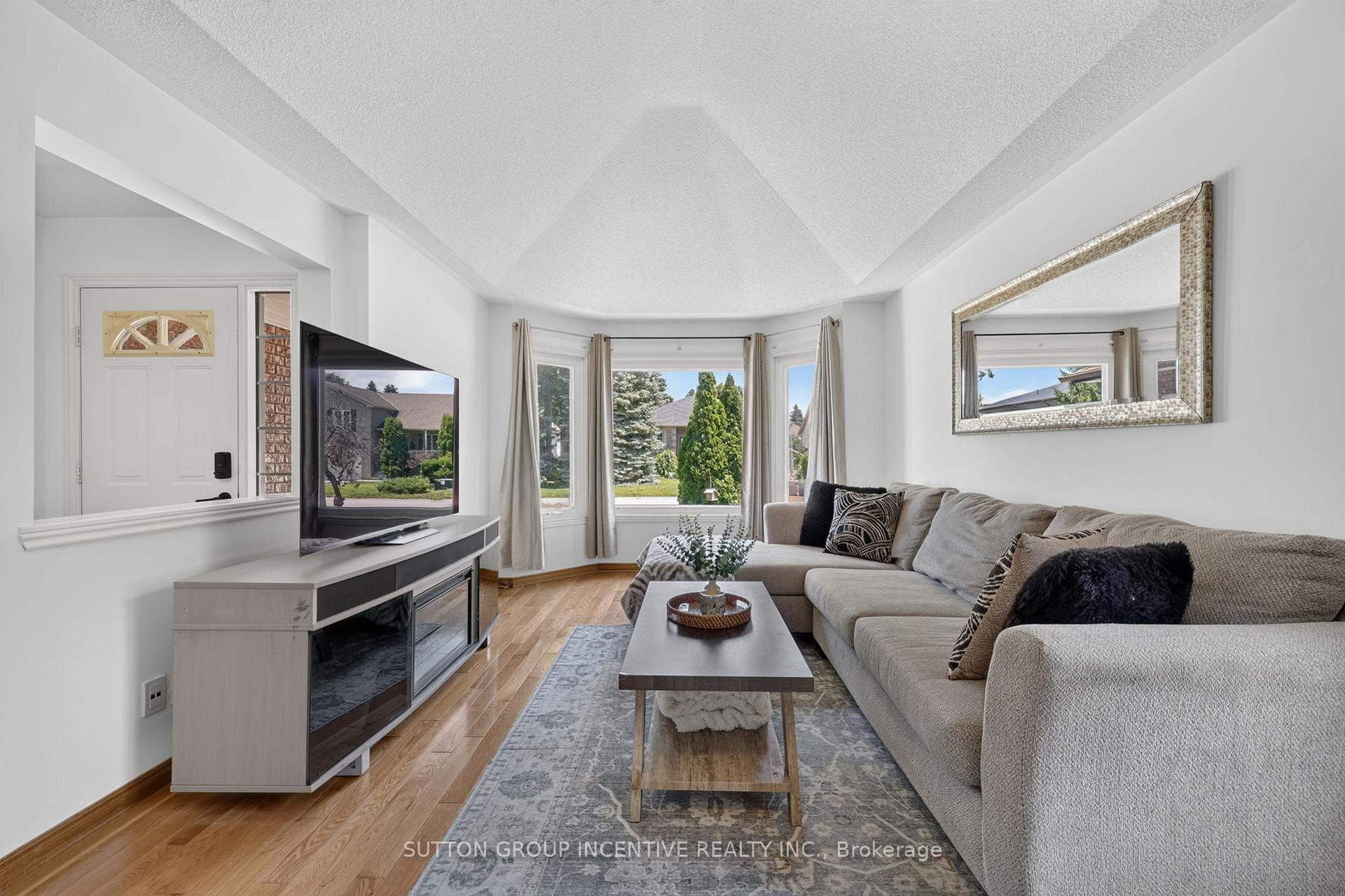 6 Riverdale Drive photo 7