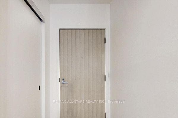 5 Soudan Avenue Unit 1508 photo 4