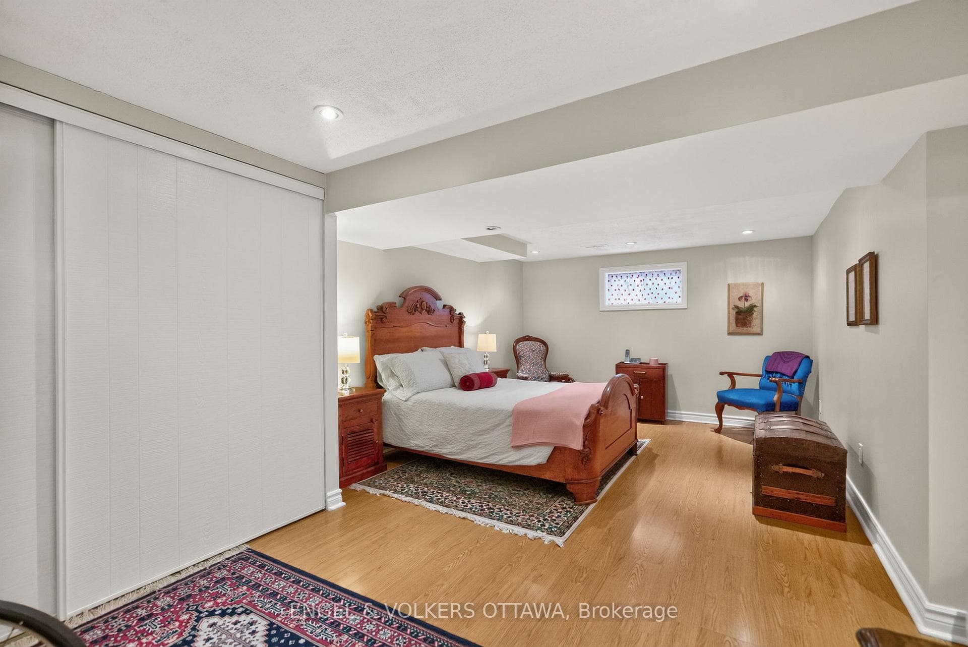 Basement recreation room