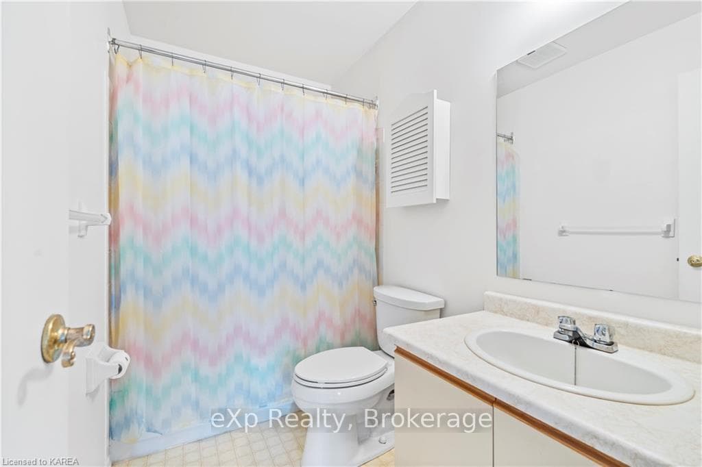 1063 DILLINGHAM Street photo 28