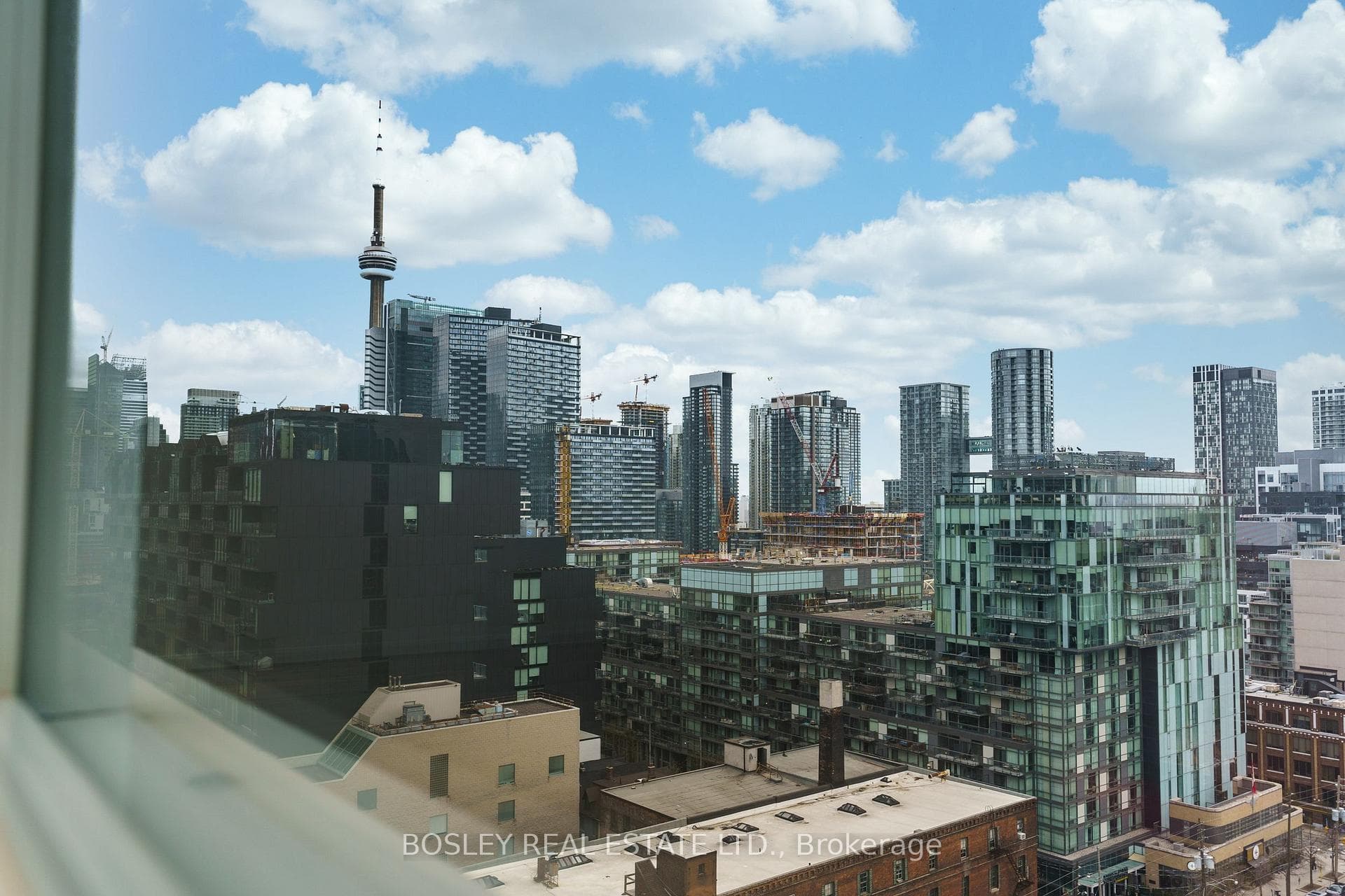 700 King Street Unit 1212 photo 34