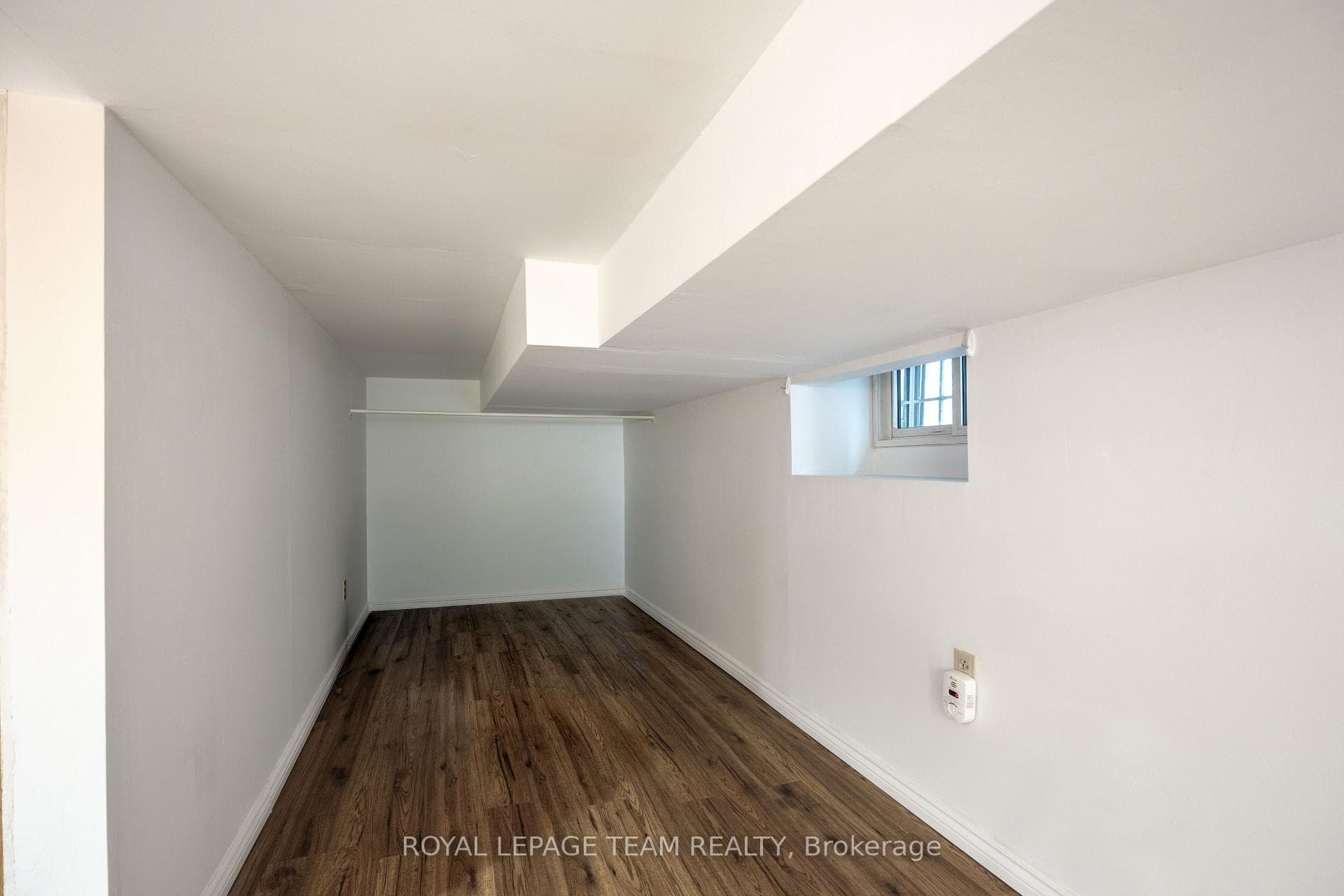 301 Somerset Street photo 42