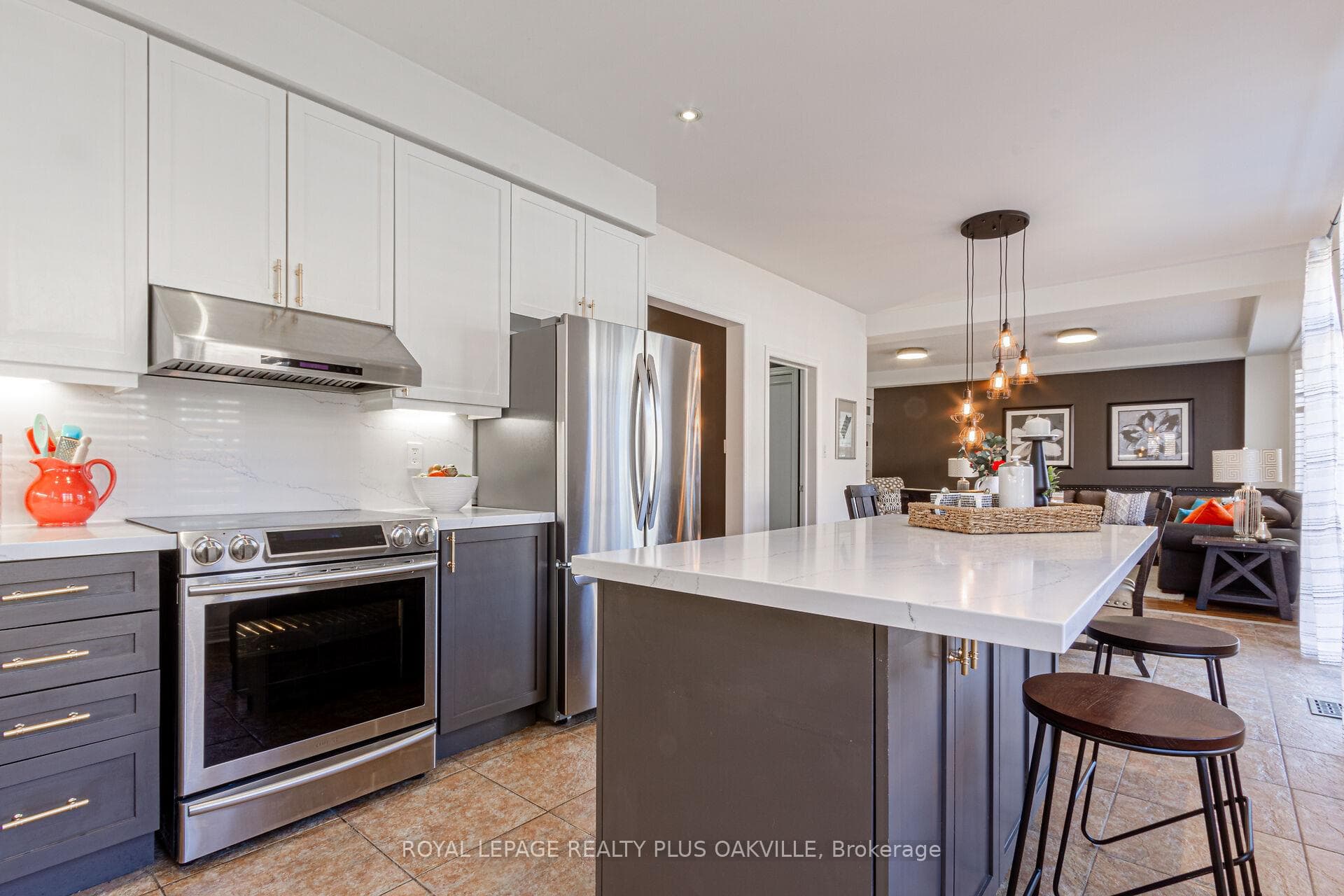 2256 Lapsley Crescent photo 10