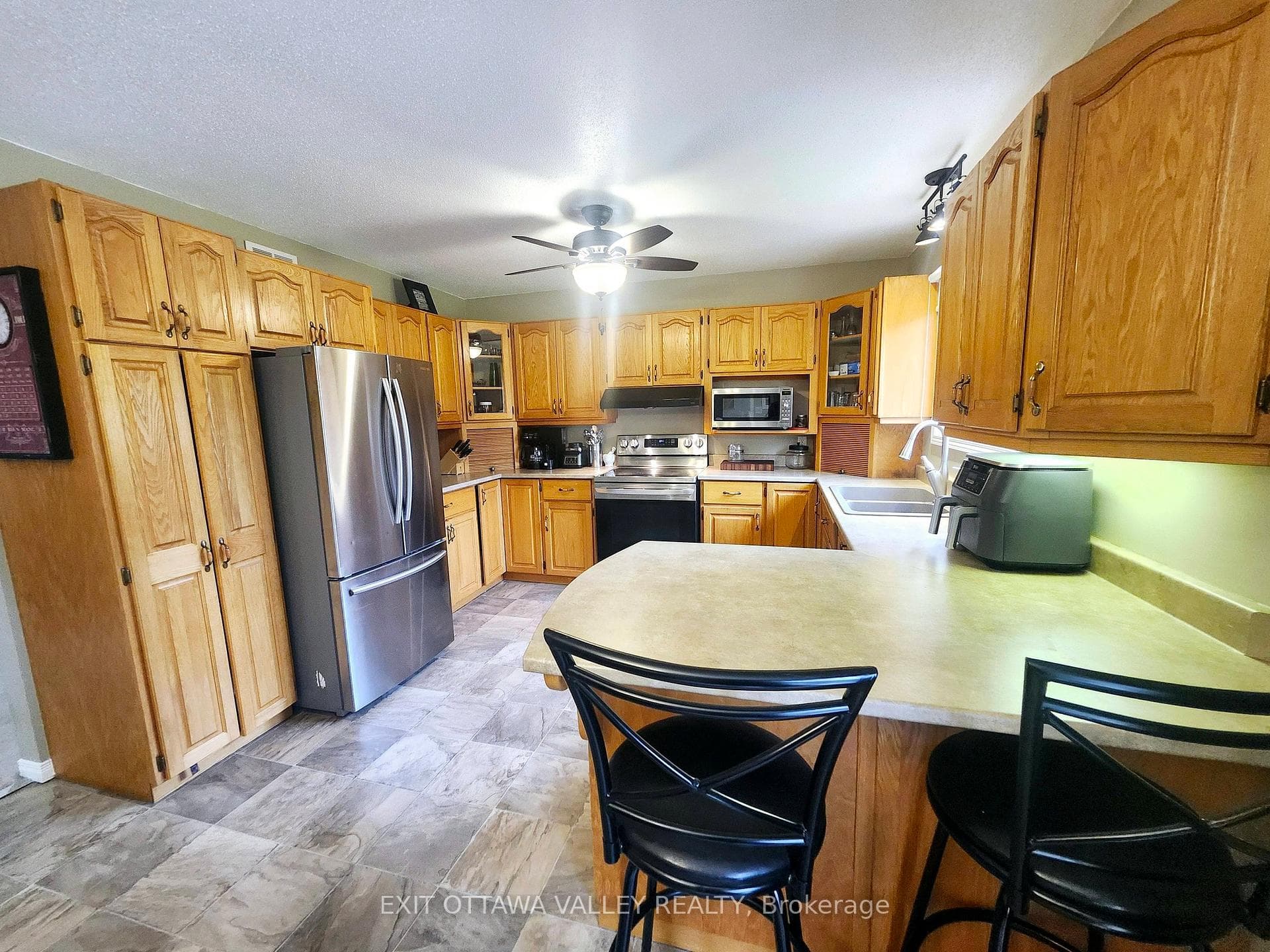 2943 B Line Road photo 10