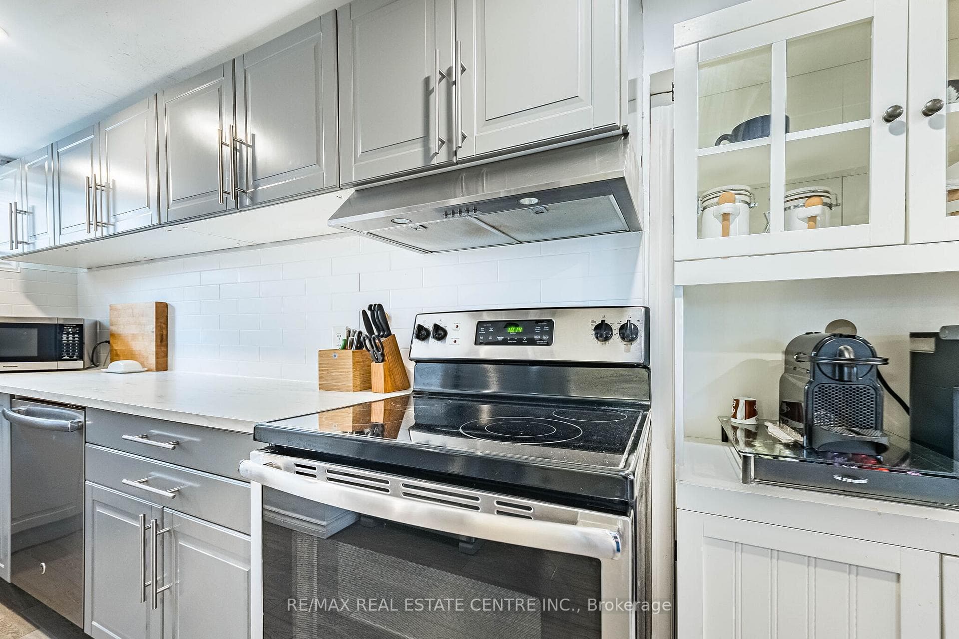 40 Ellis Crescent photo 32