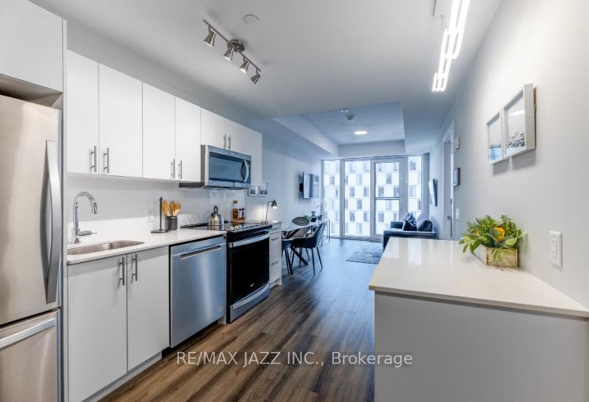 80 Bond Street Unit 323 photo 2