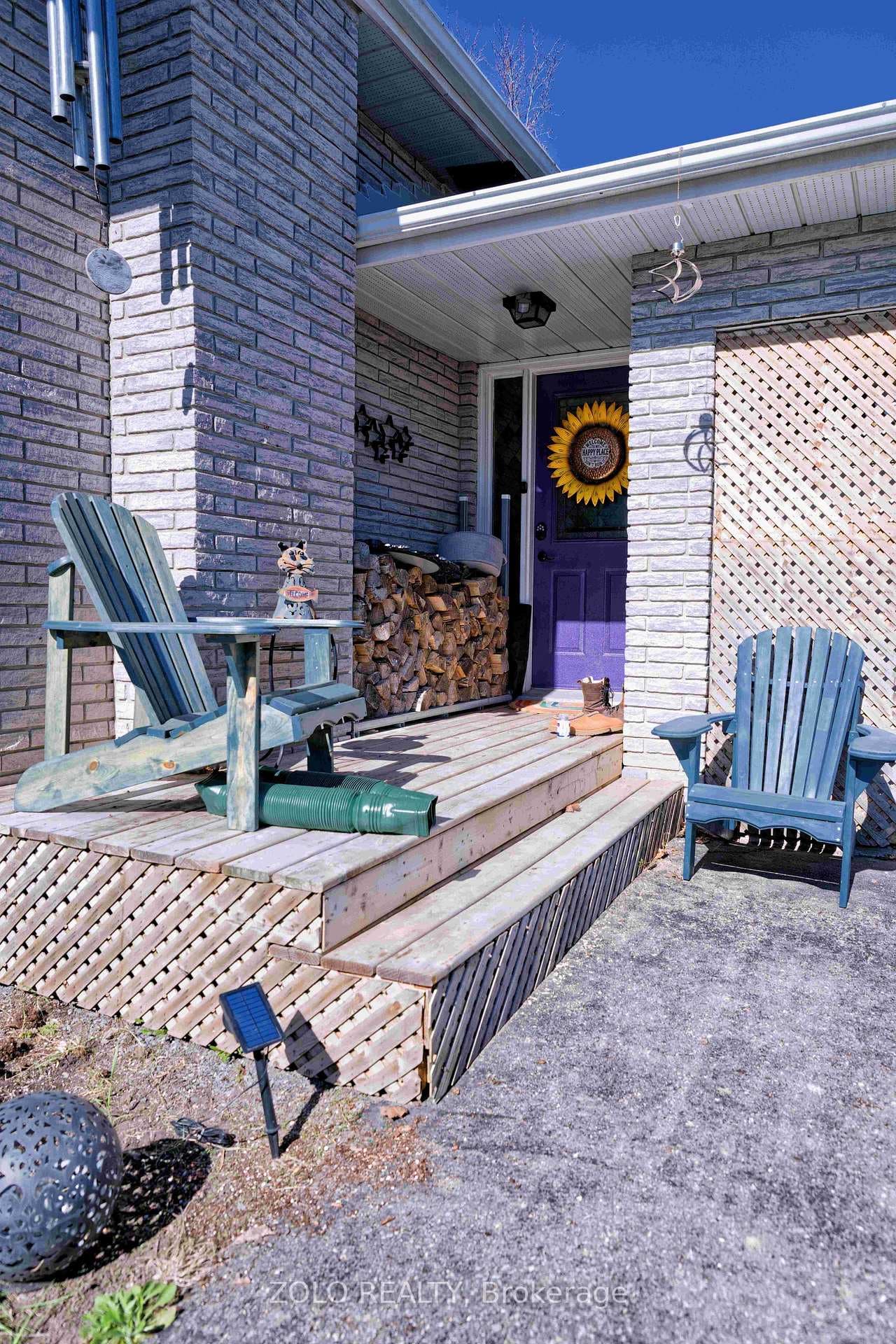 4075 Lafortune Drive photo 2