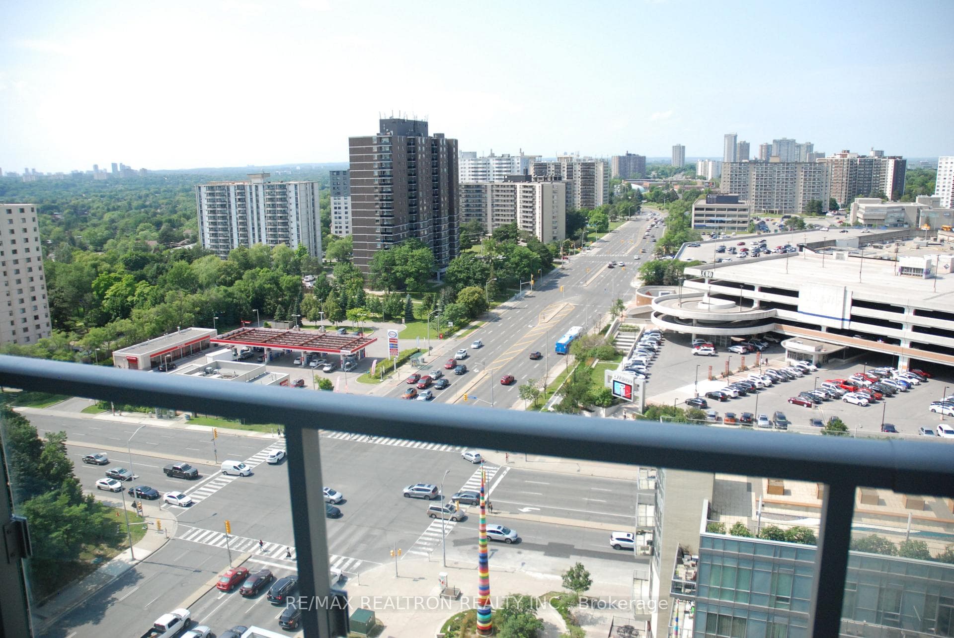 66 Forest Manor Road Unit 1304 photo 14