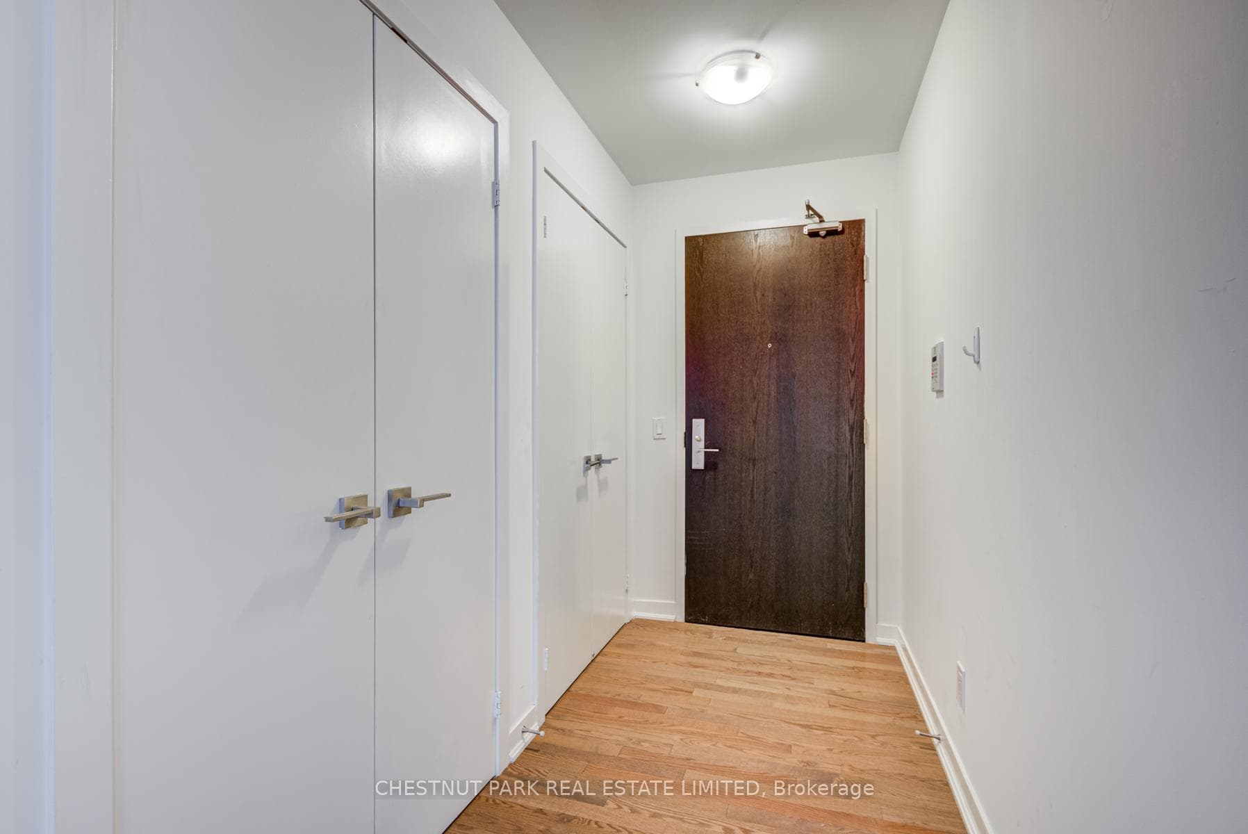 770 Bay Street Unit 1106 photo 12