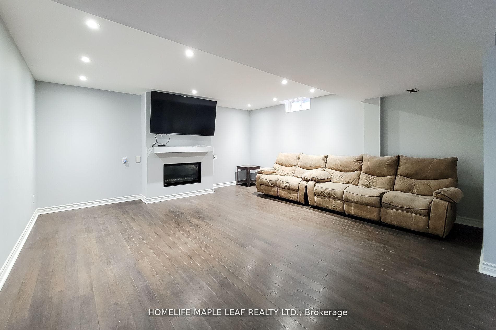 25 Vinifera Drive photo 35