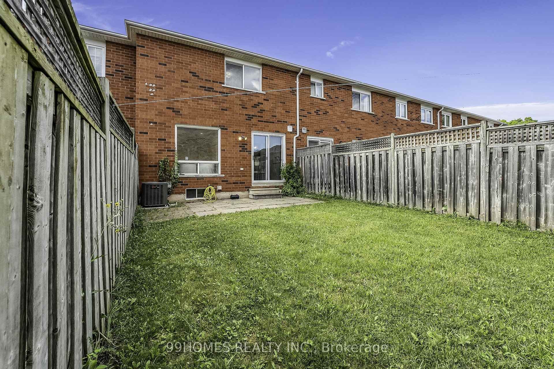 2227 Pell Crescent photo 35