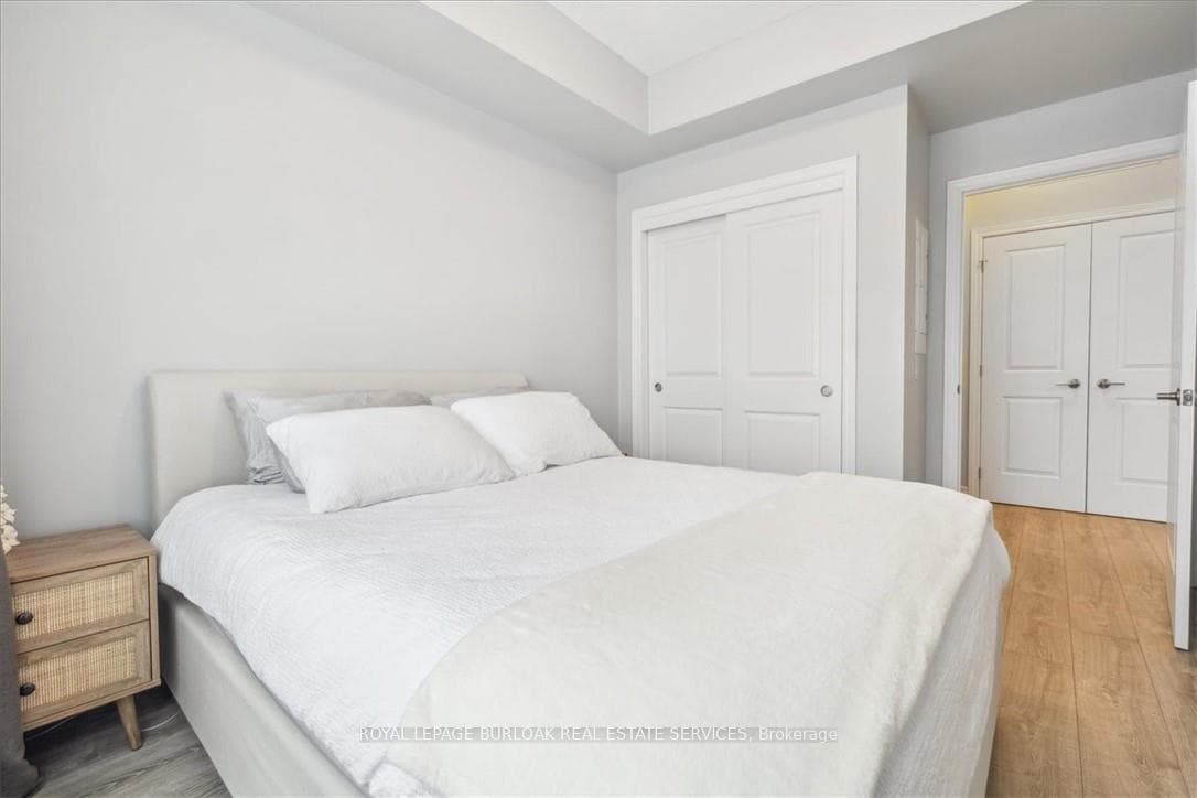 10 Esplanade Lane Unit 215 photo 21