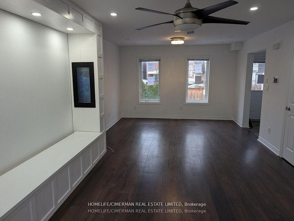 361 Birchmount Road photo 3
