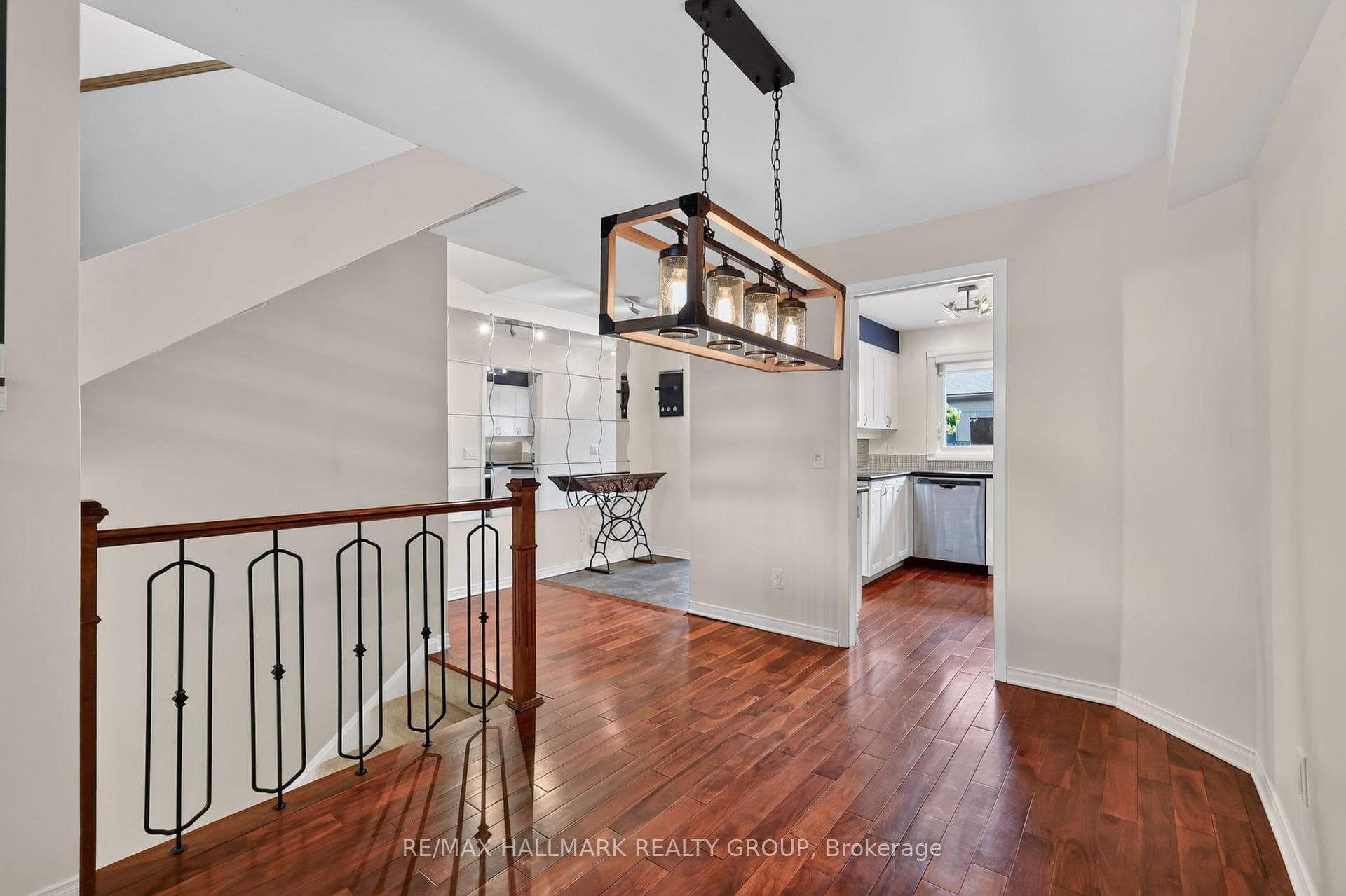 290 CATHCART Street Unit 22 photo 14