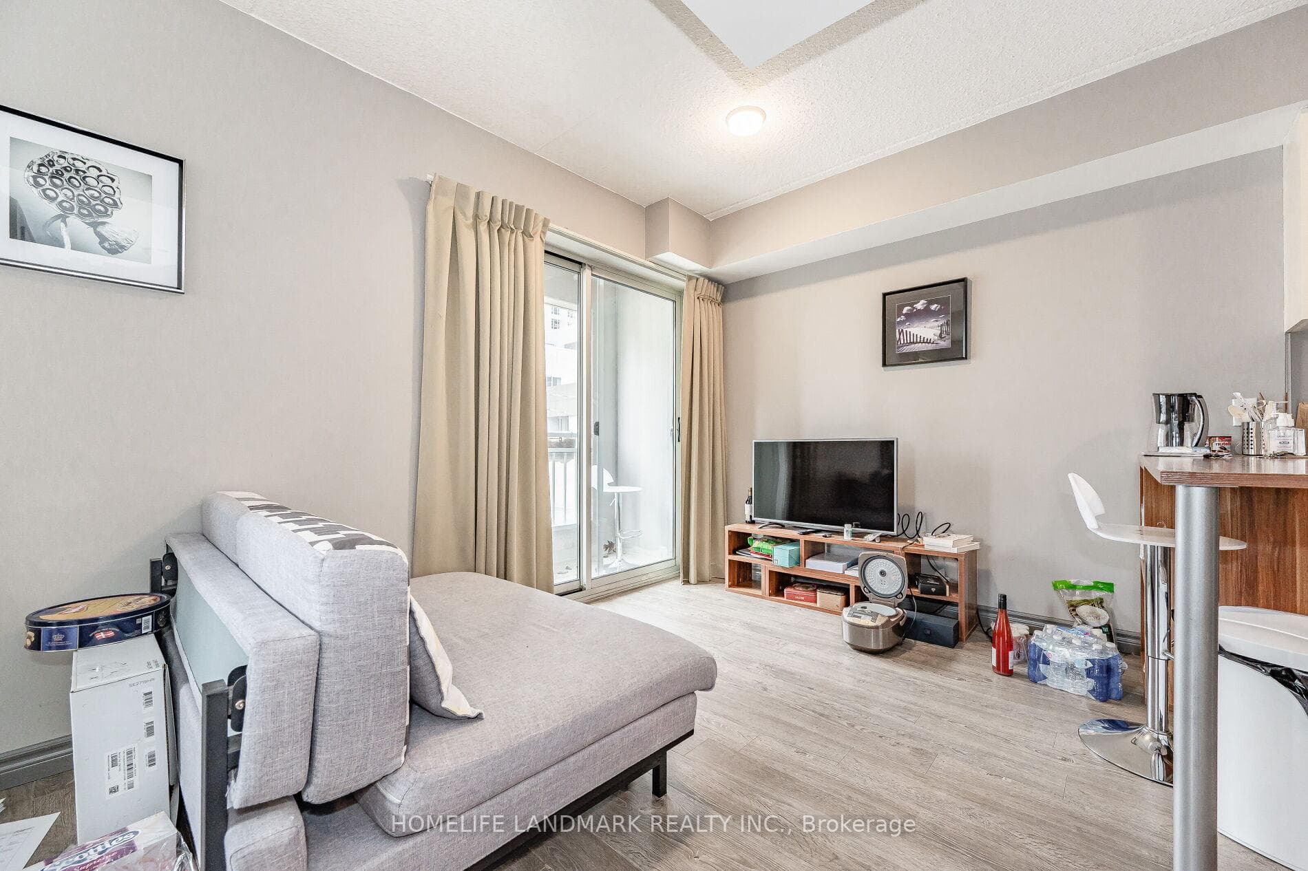 321 Spruce Street Unit 206 photo 9