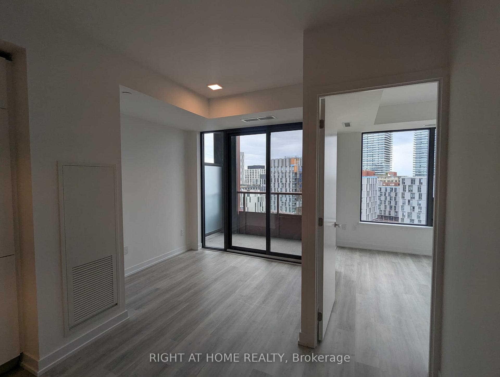 28 Eastern Avenue Unit PH 14 photo 13