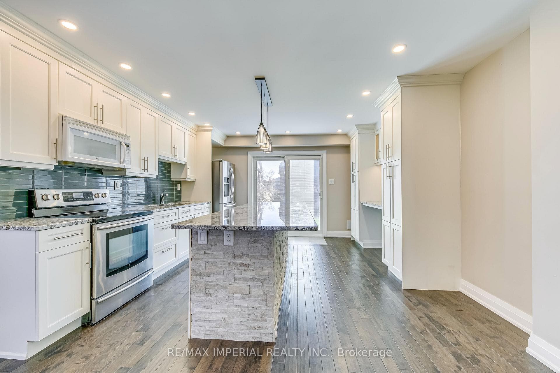 2920 Gulfstream Way photo 9